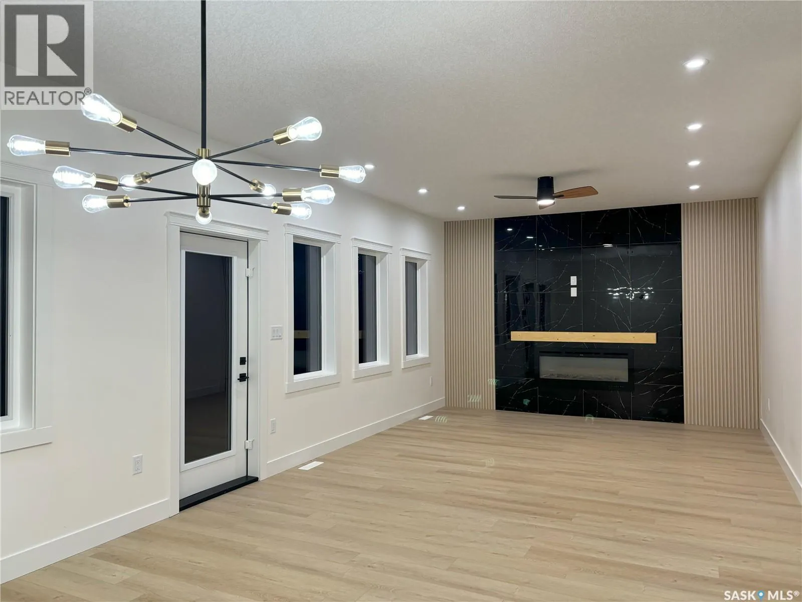 642 Sharma CRESCENT