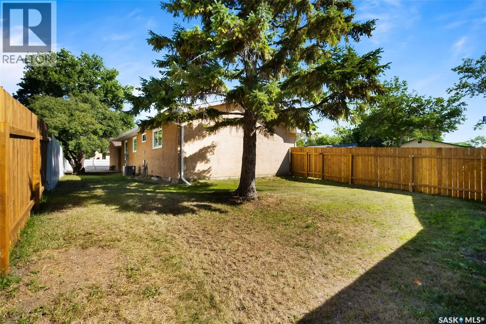 105 Borlase CRESCENT