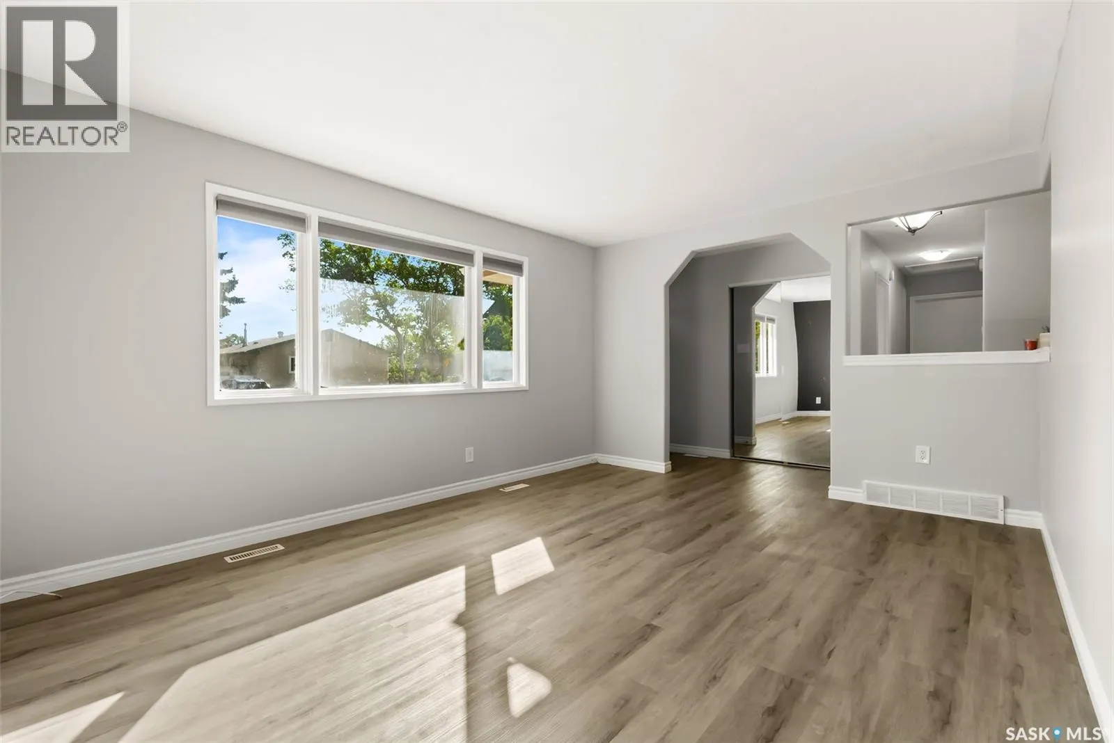 105 Borlase CRESCENT