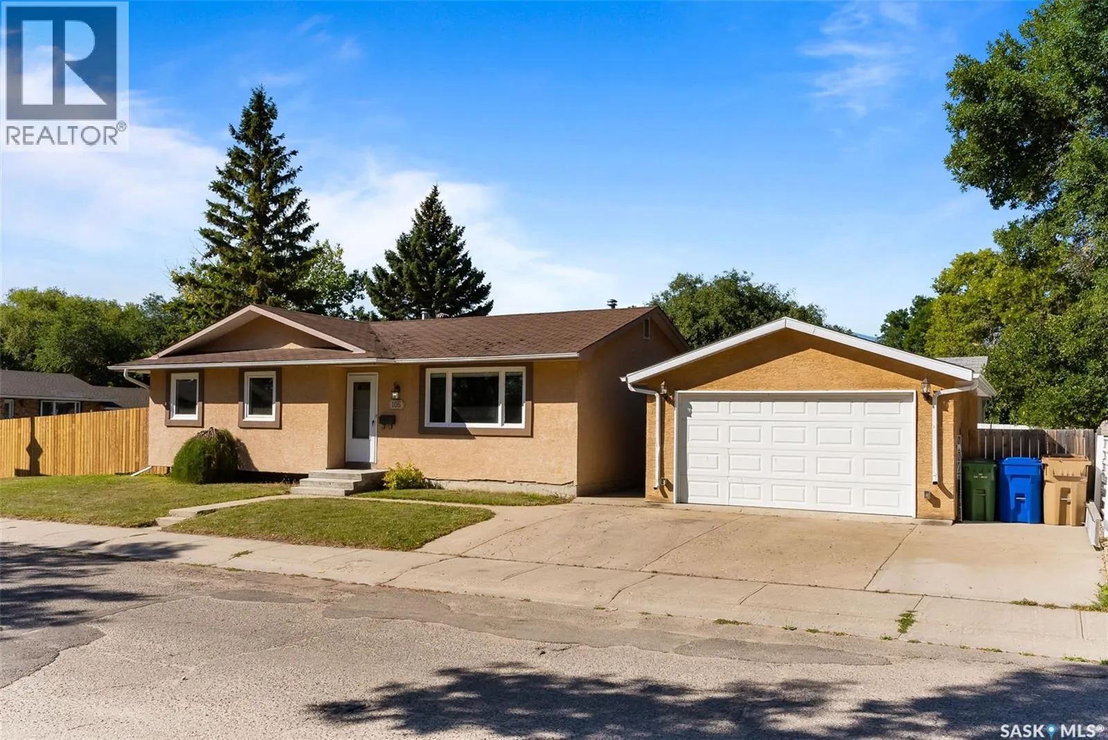 105 Borlase CRESCENT