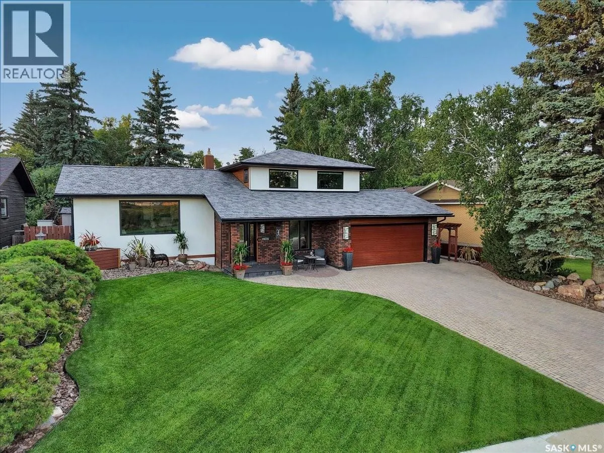 30 Capilano DRIVE