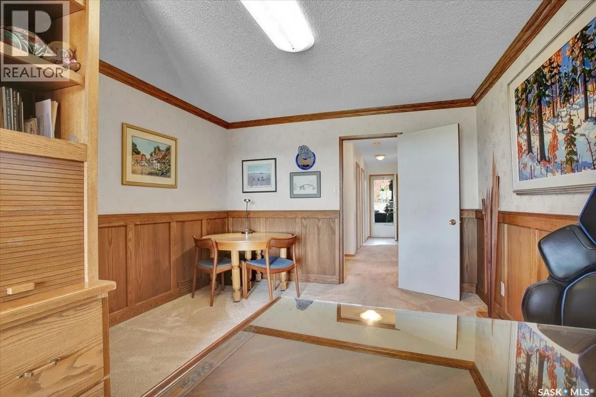 30 Capilano DRIVE