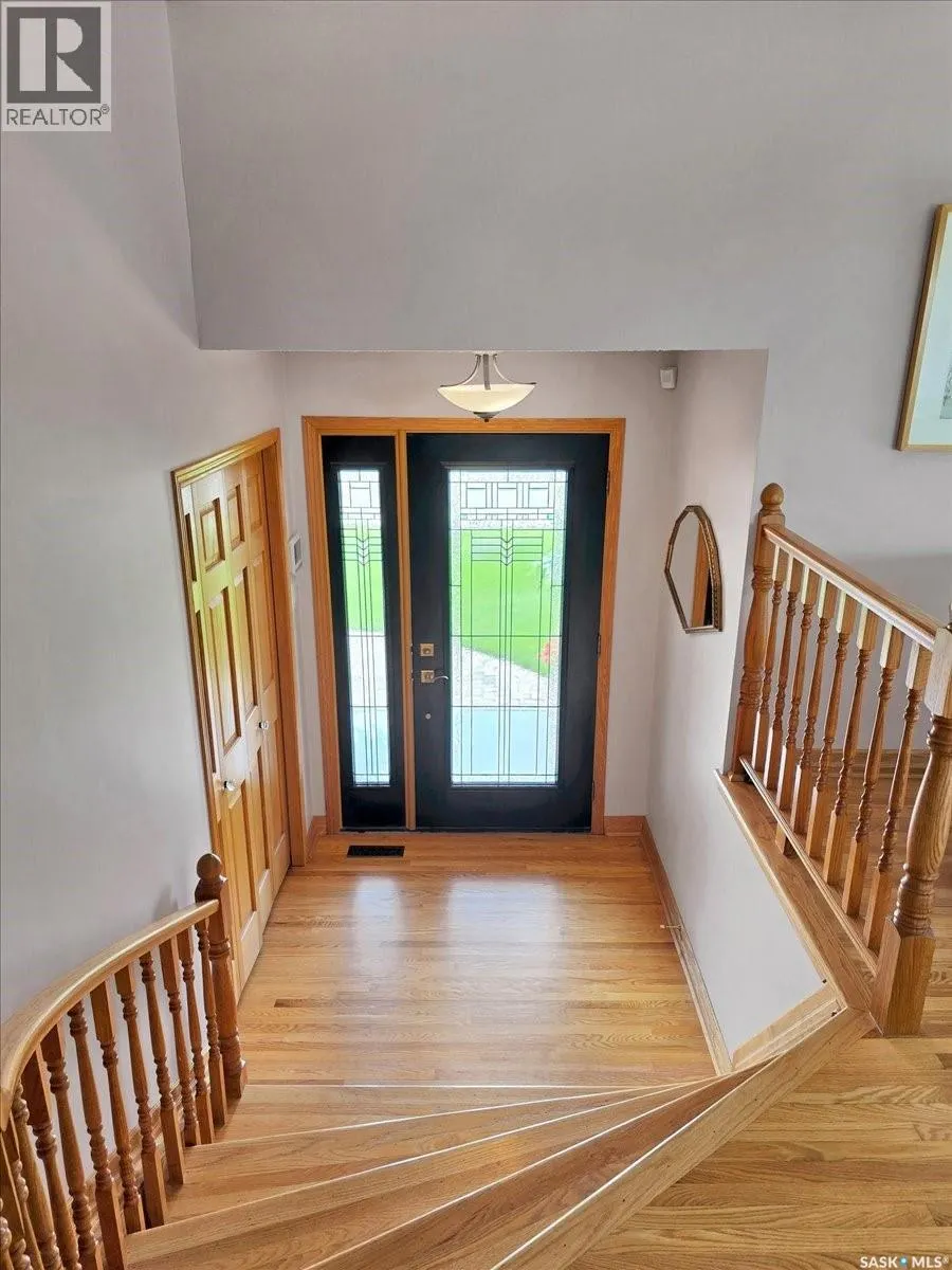 30 Capilano DRIVE