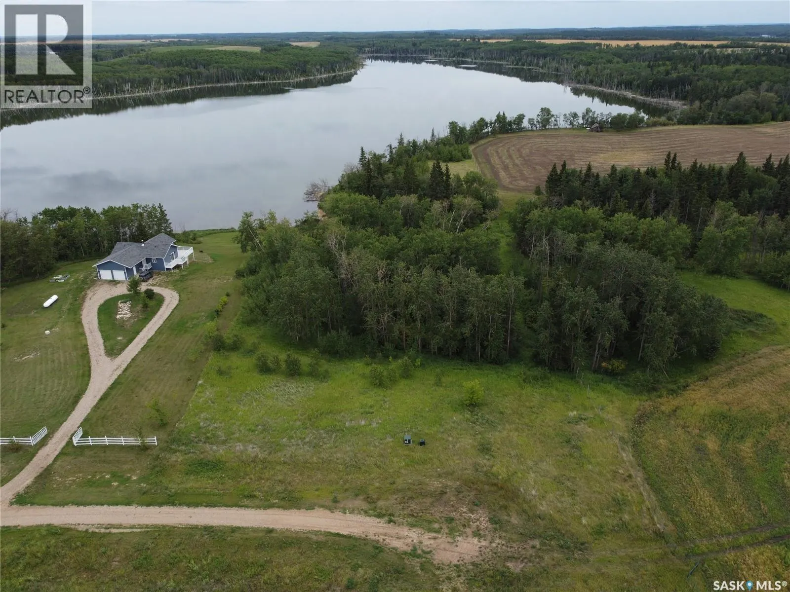 128 Crescent Bay ROAD