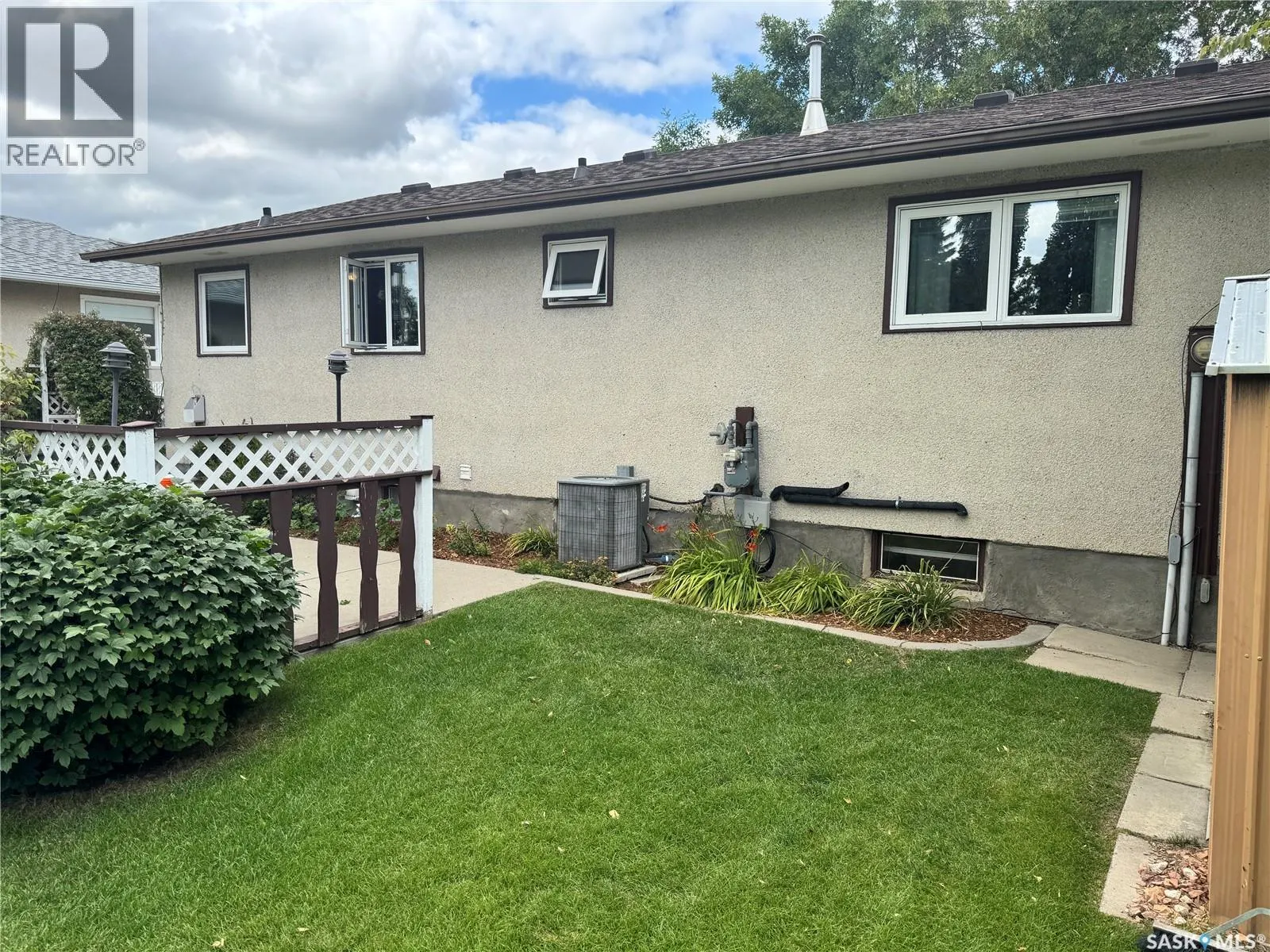 233 Assiniboine DRIVE
