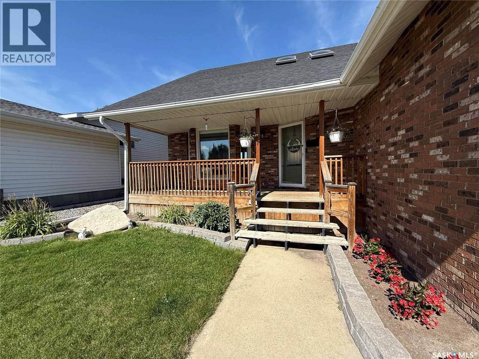 2523 Cardinal CRESCENT