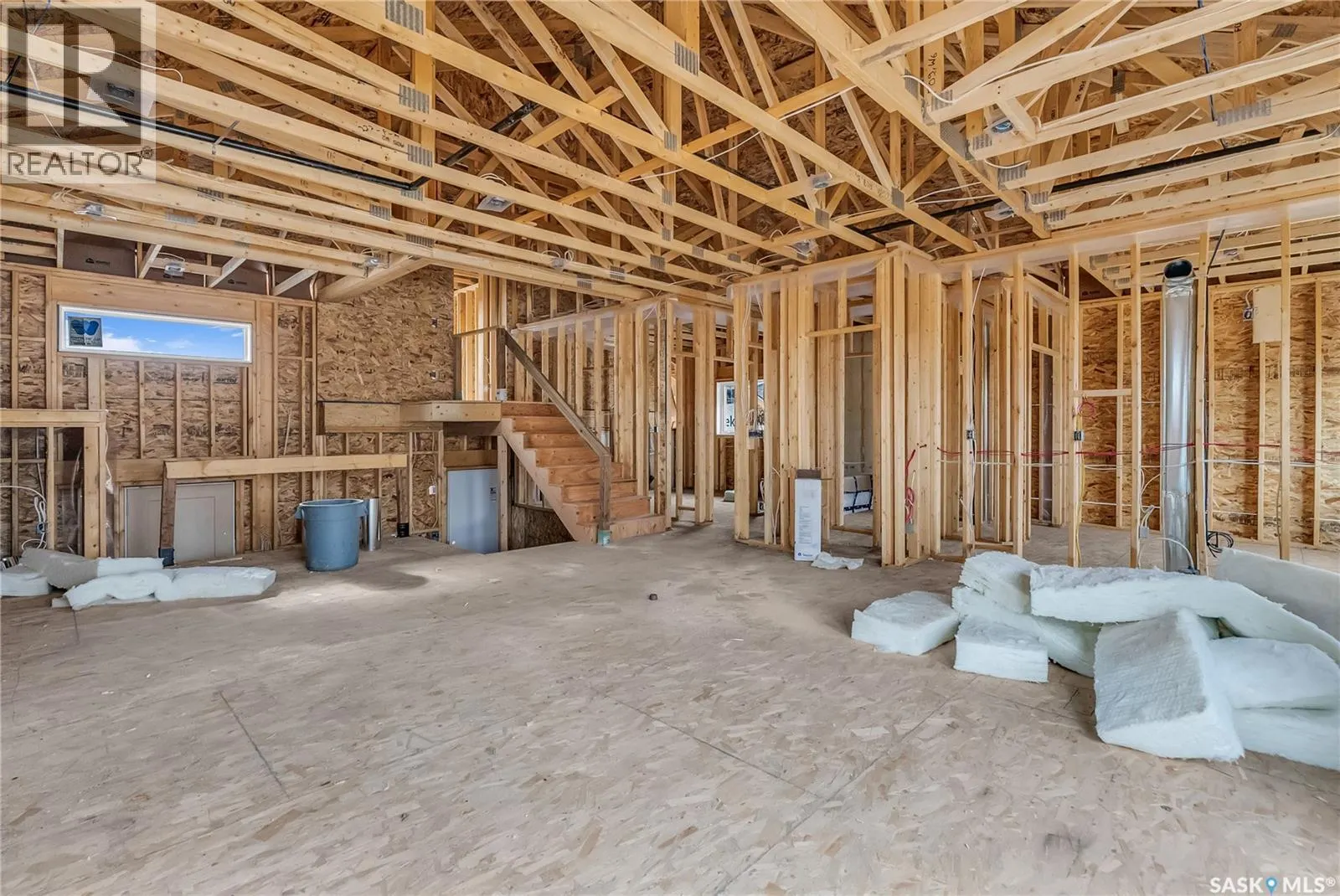 608 Ballesteros CRESCENT