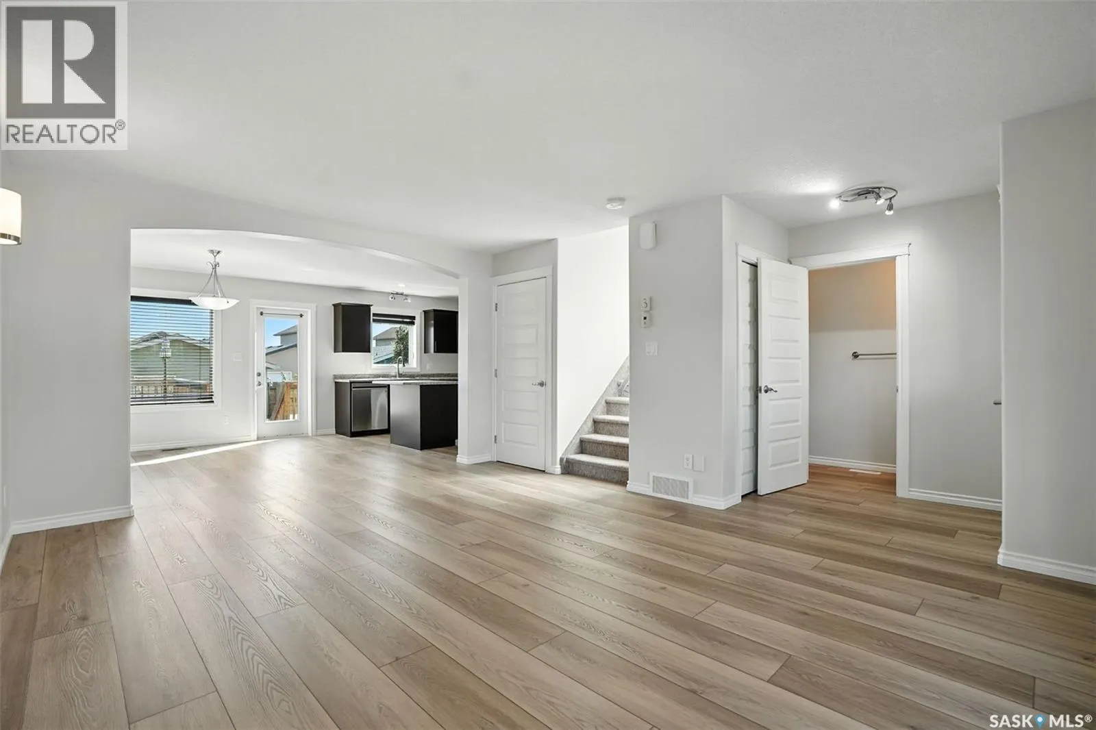 534 Klassen CRESCENT