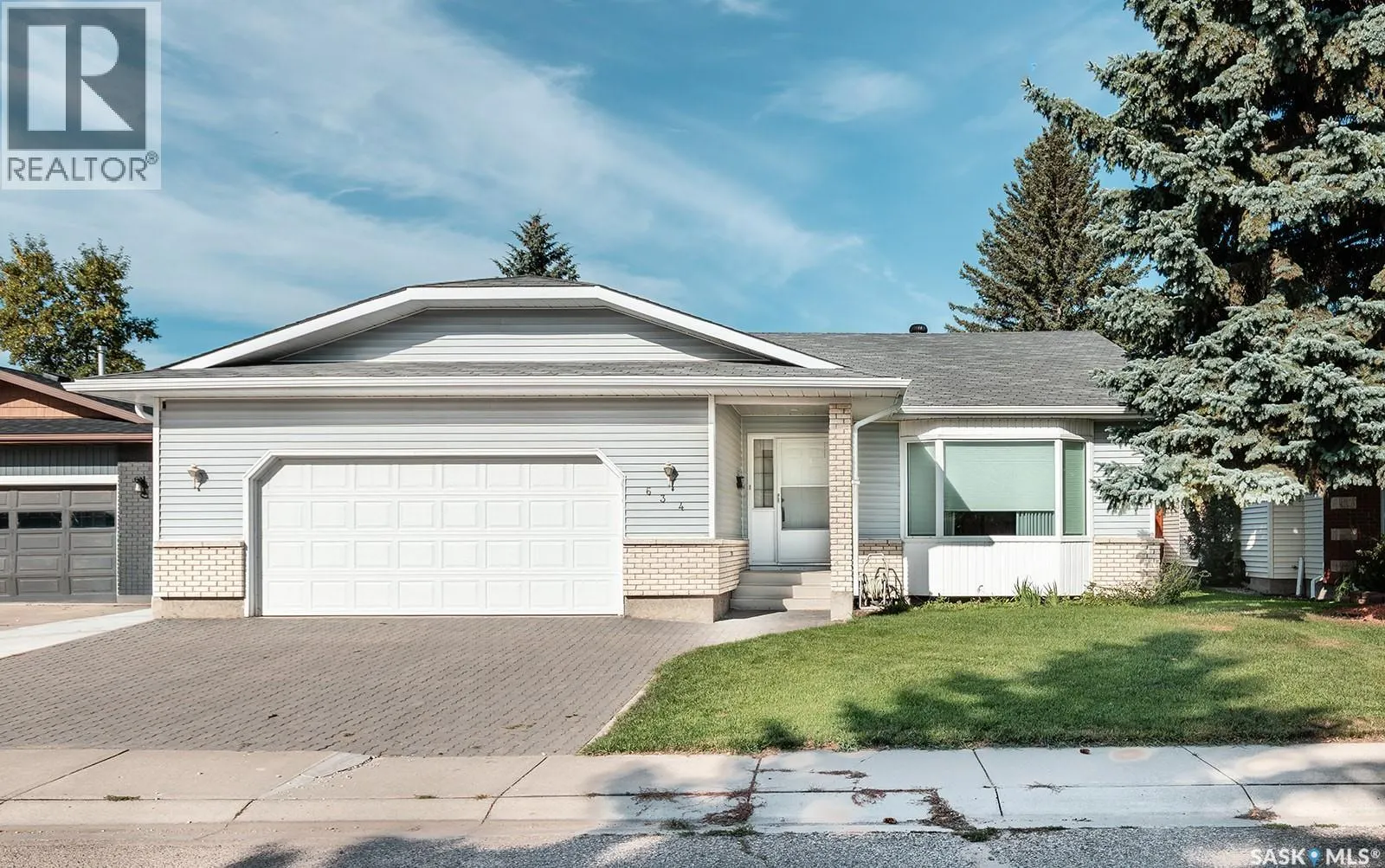 634 Nesslin CRESCENT