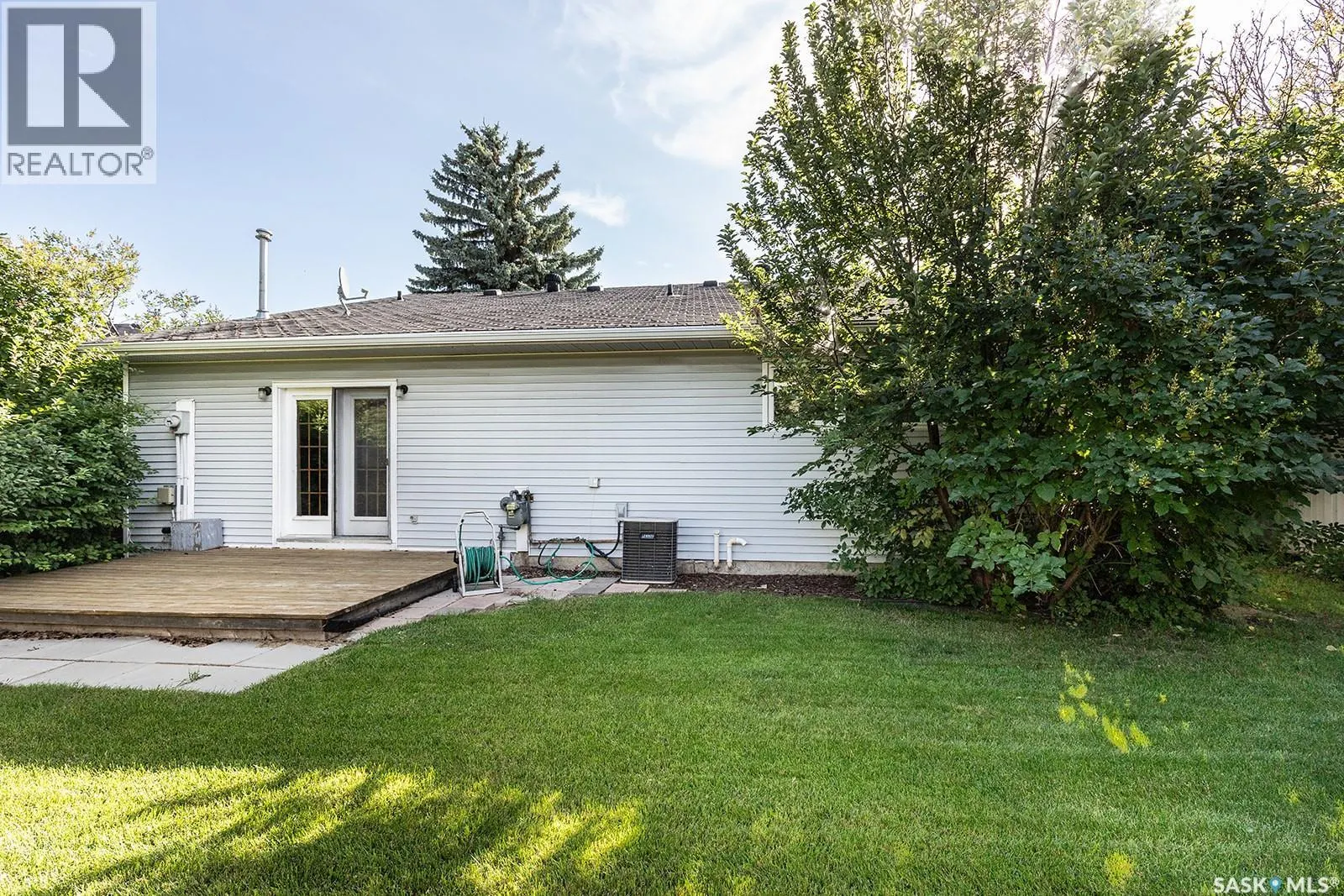 634 Nesslin CRESCENT