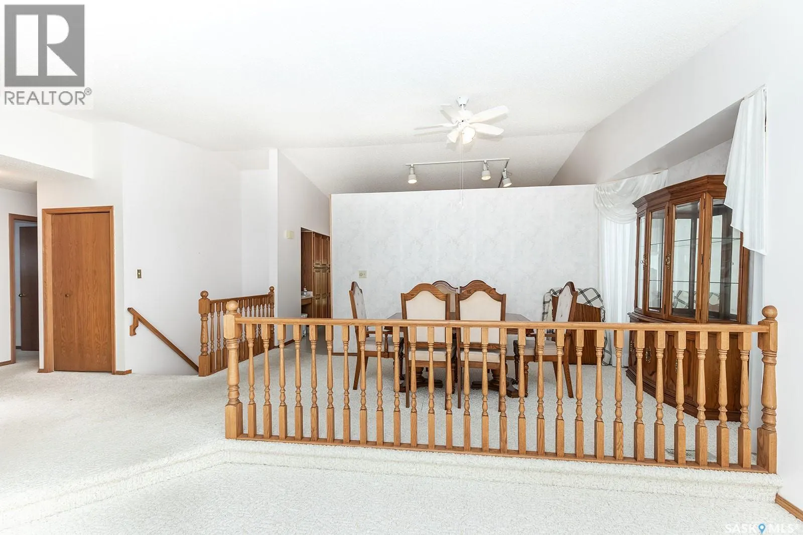 634 Nesslin CRESCENT