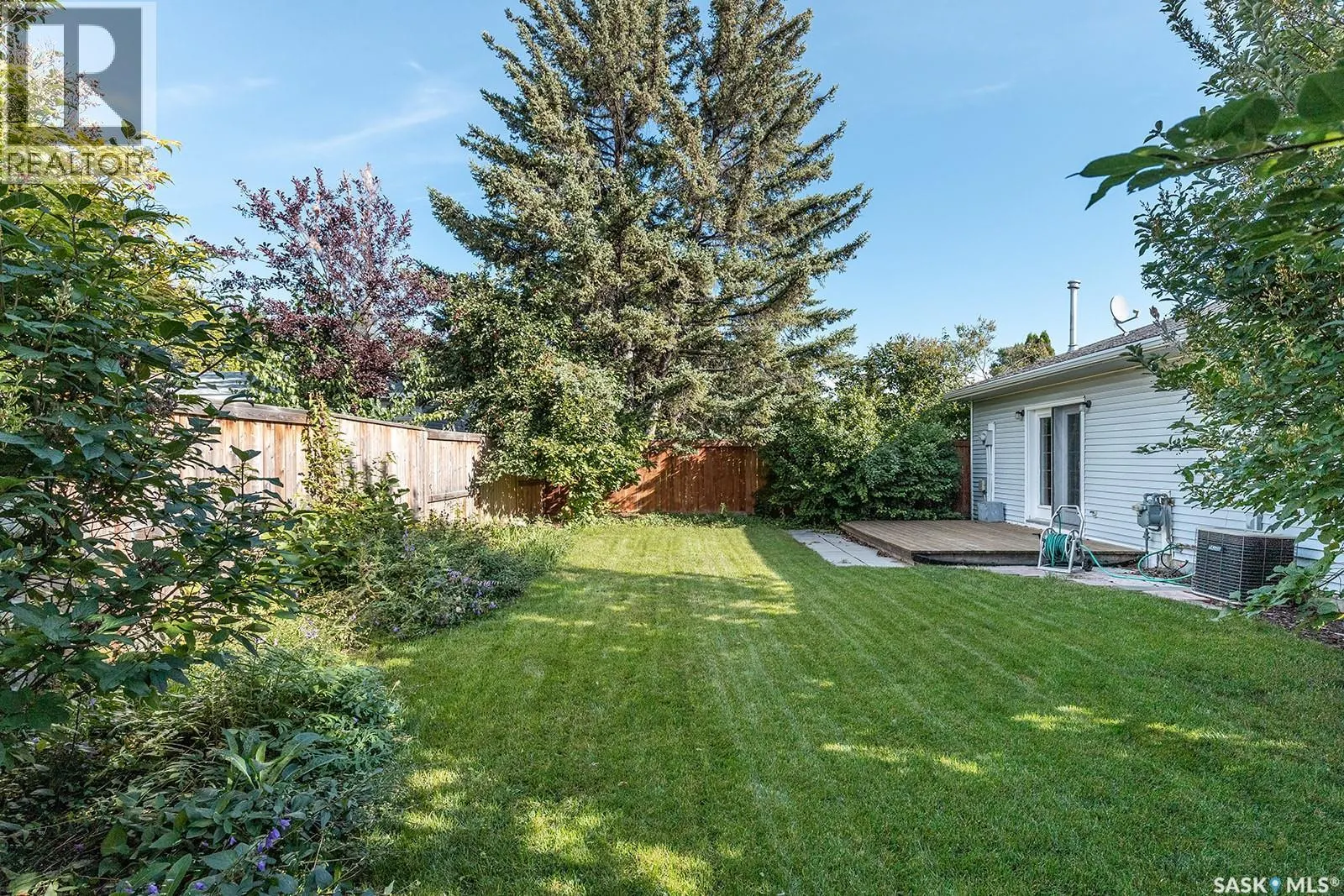 634 Nesslin CRESCENT