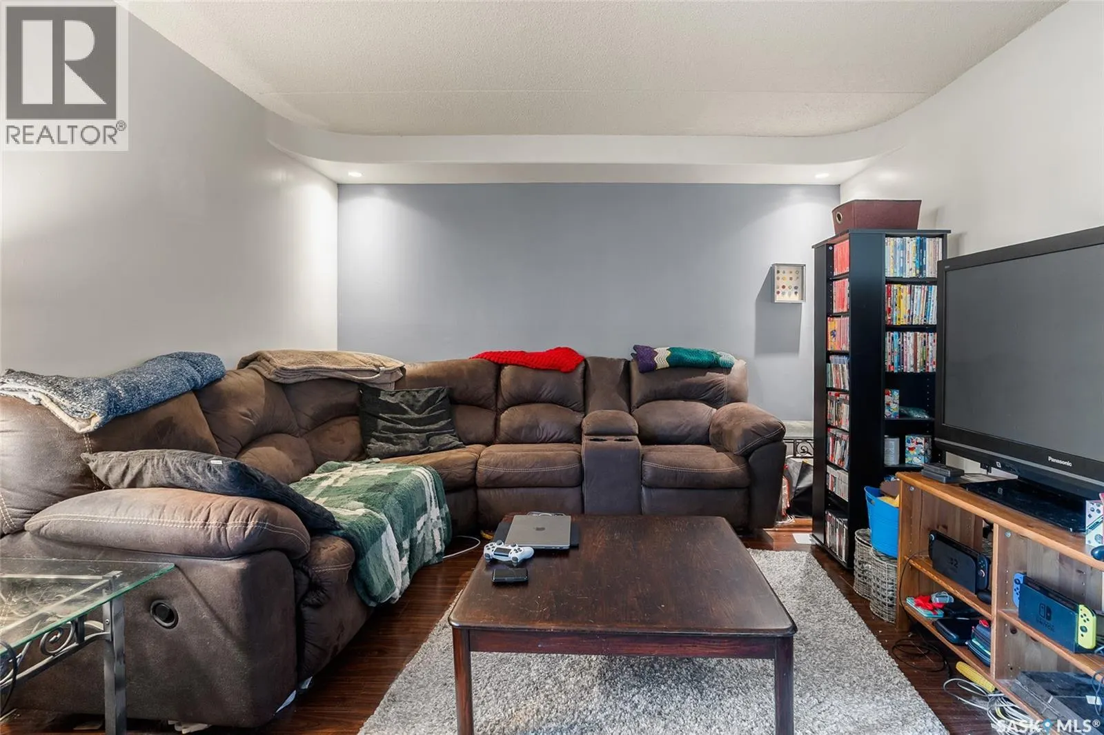11 20 Assiniboine DRIVE