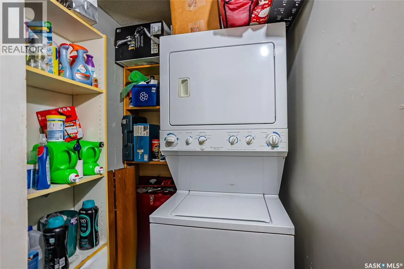 11 20 Assiniboine DRIVE