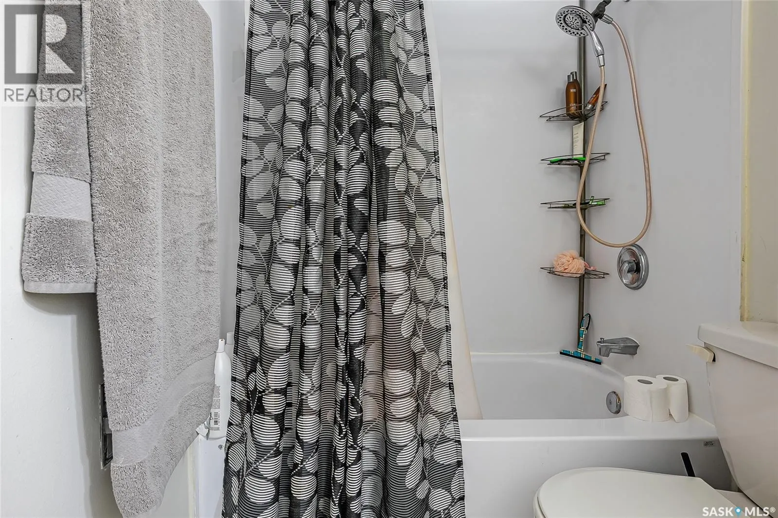 11 20 Assiniboine DRIVE