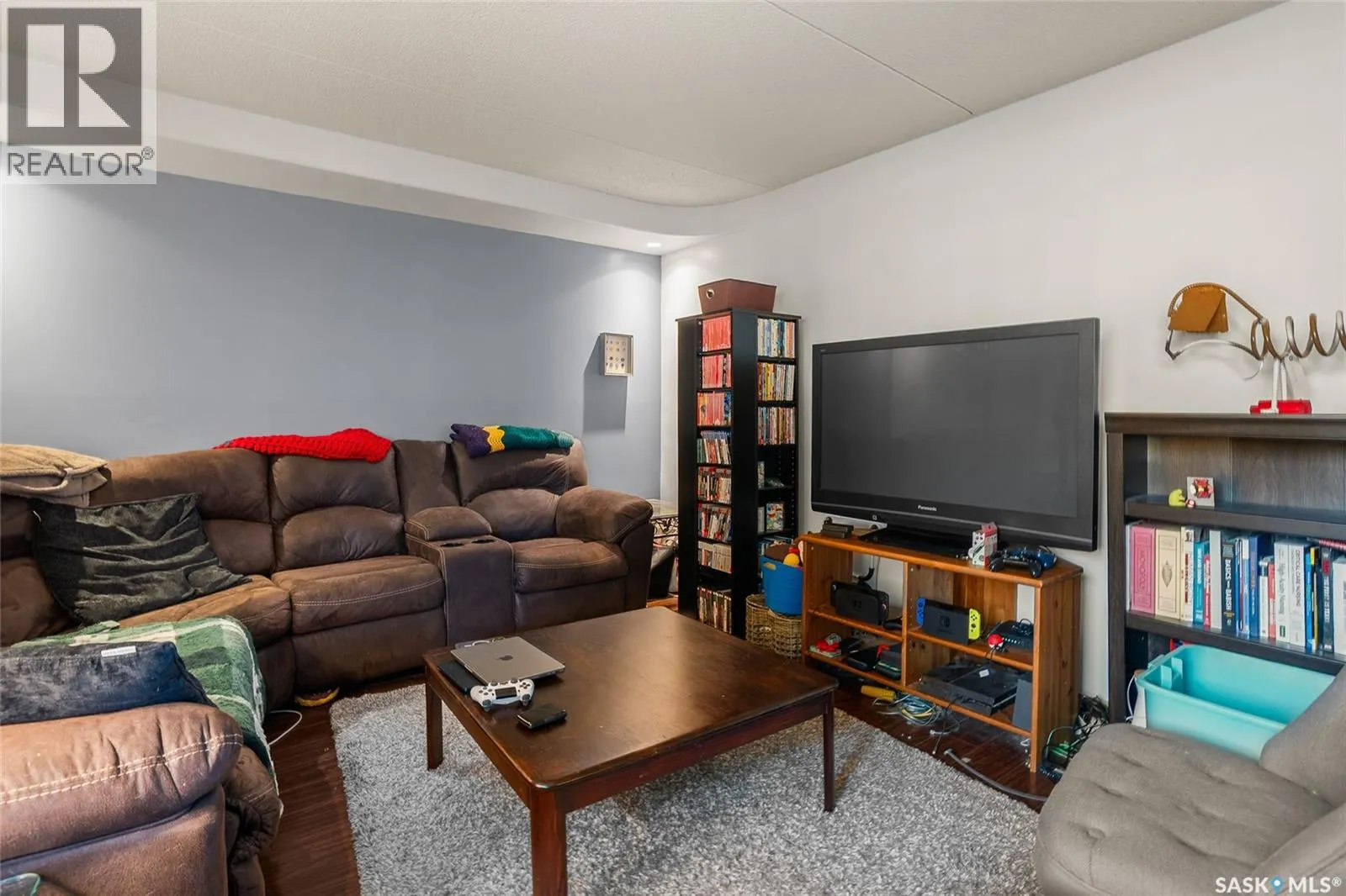11 20 Assiniboine DRIVE