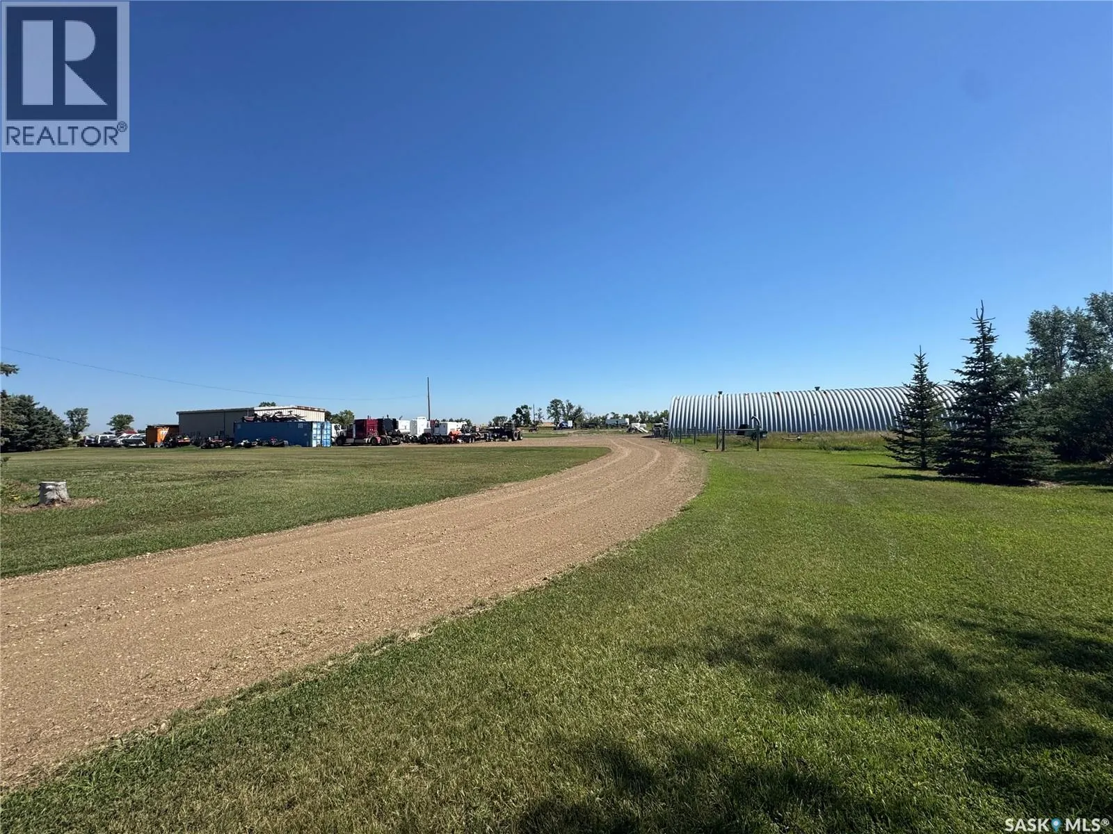 Acreage near white cap