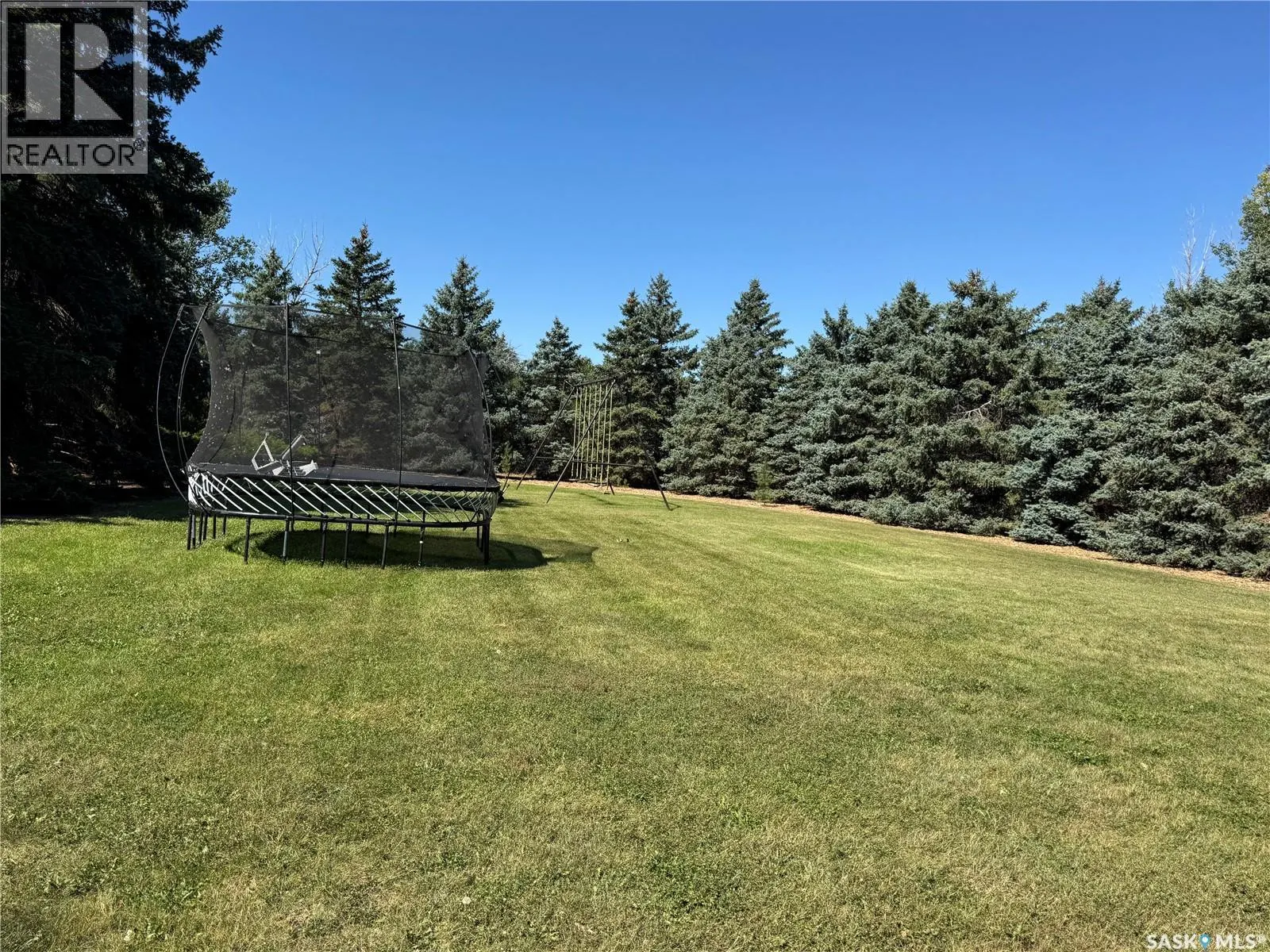 Acreage near white cap