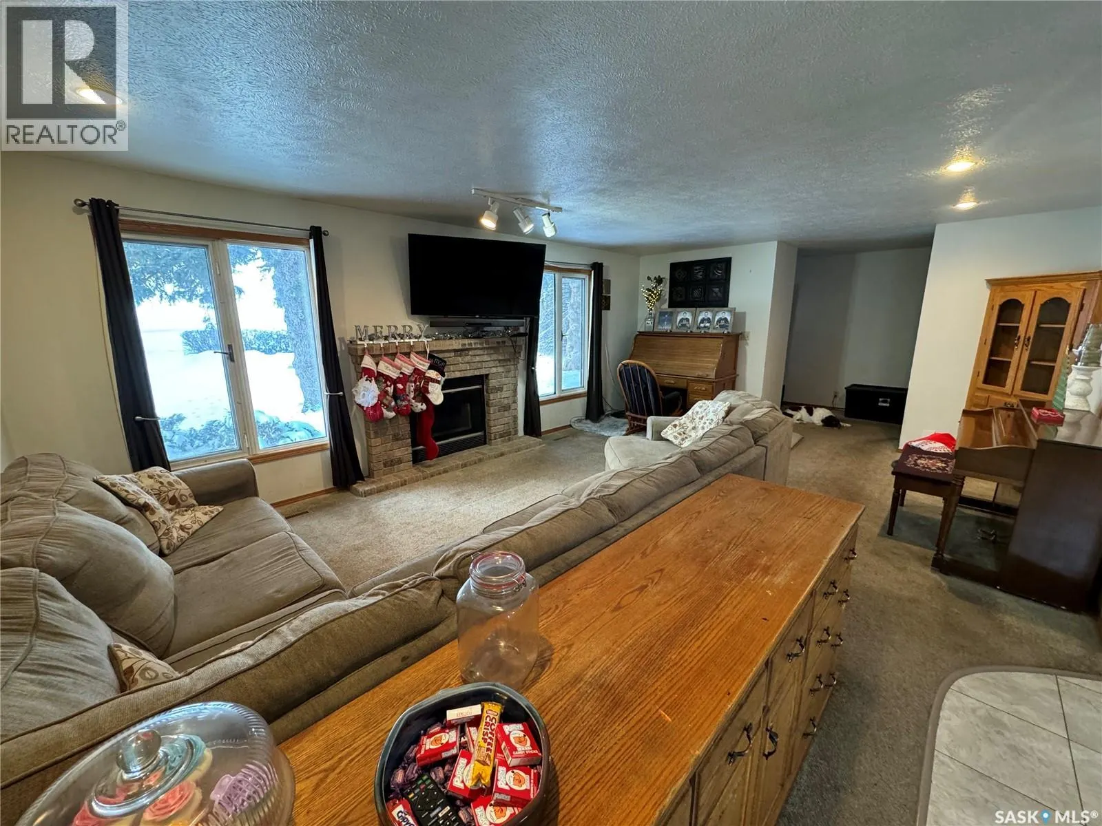 Acreage near white cap