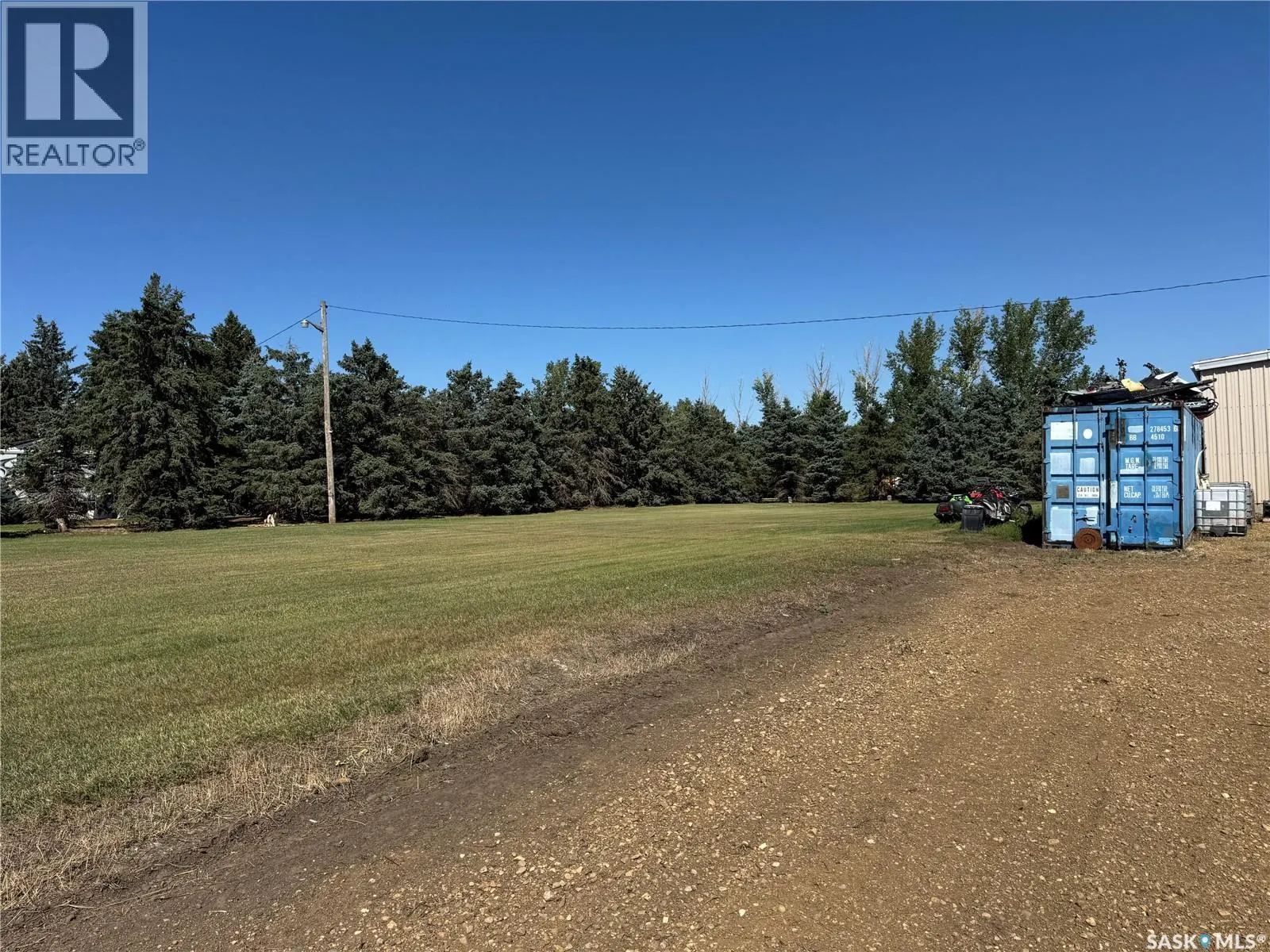 Acreage near white cap