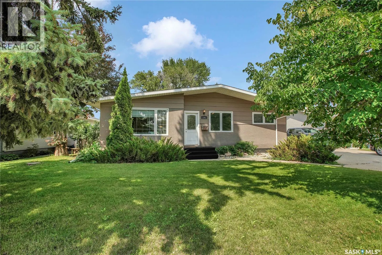 26 Columbia DRIVE