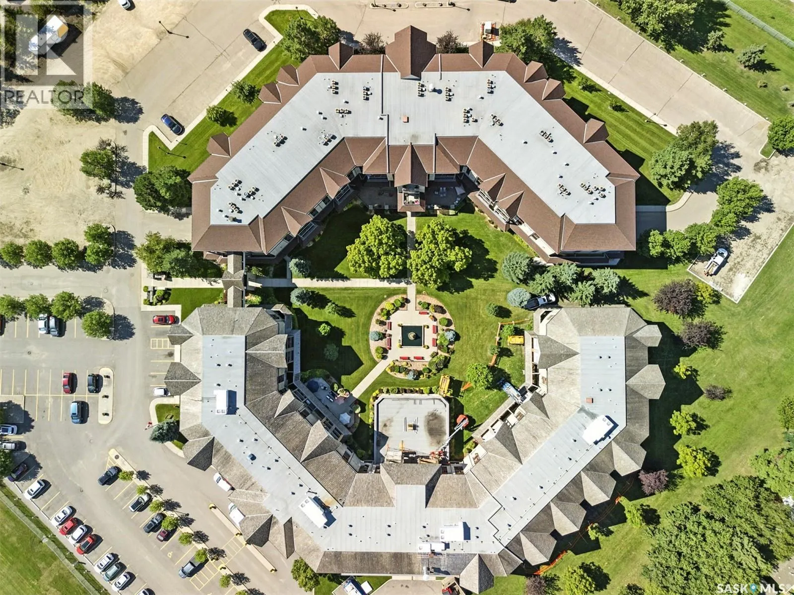 208 1622 Acadia DRIVE