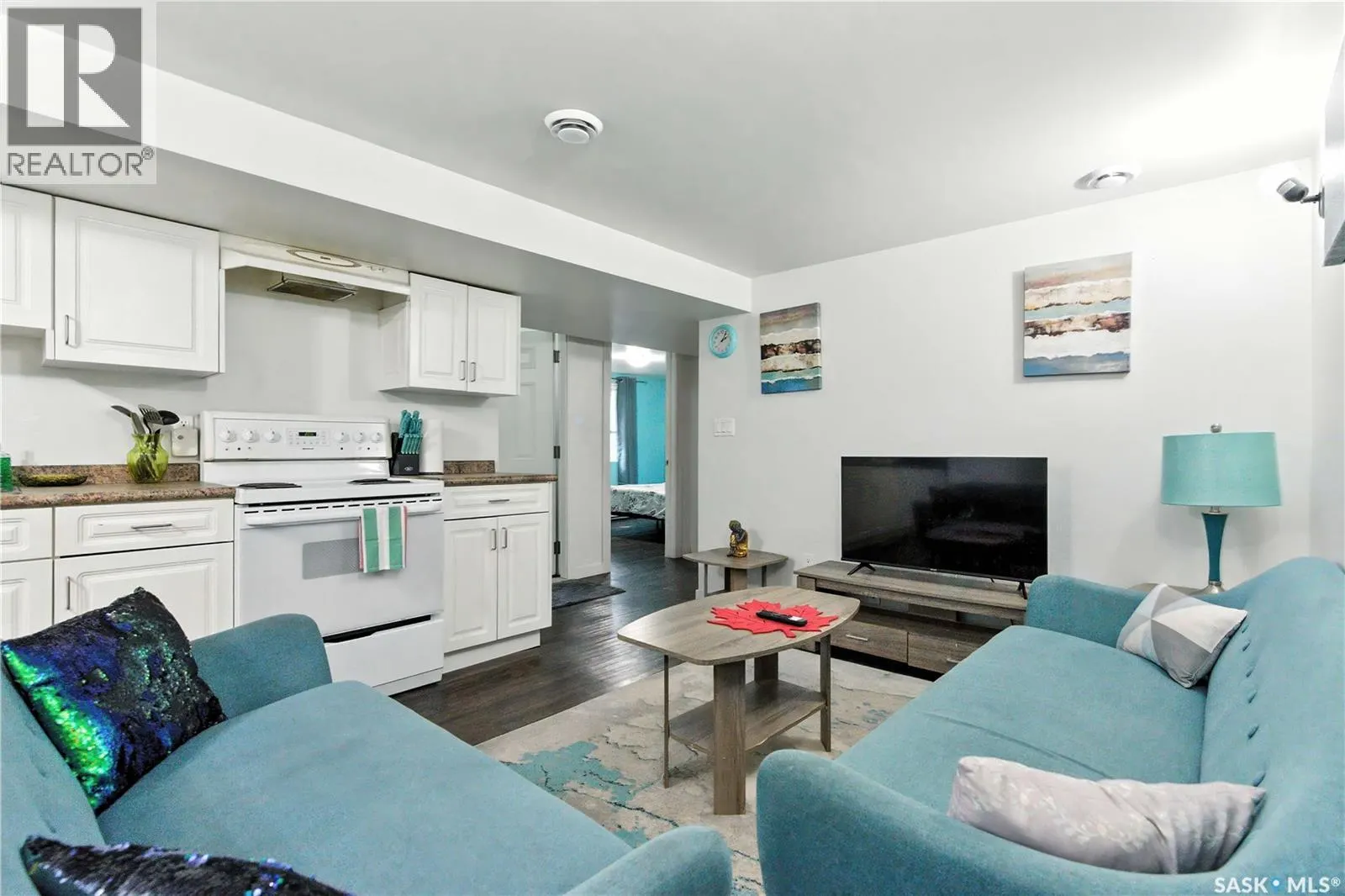 1426 10th STREET E