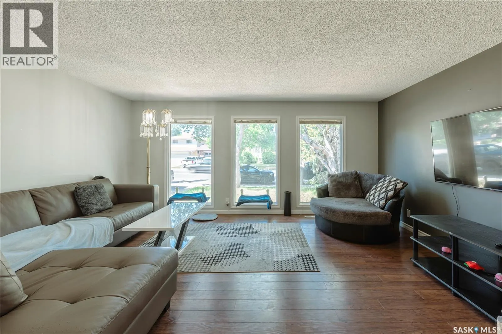 55 University Park DRIVE