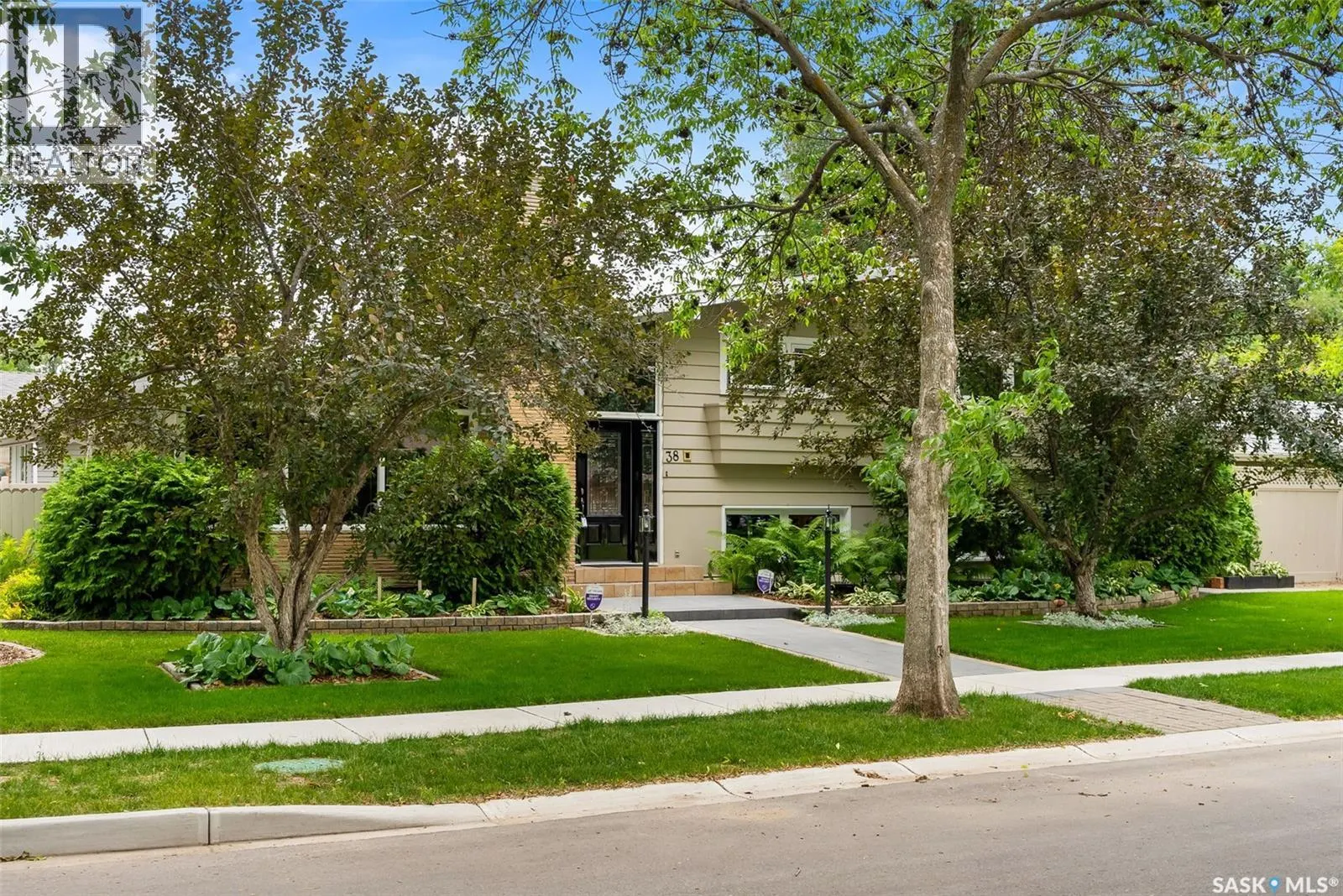 38 Calder CRESCENT