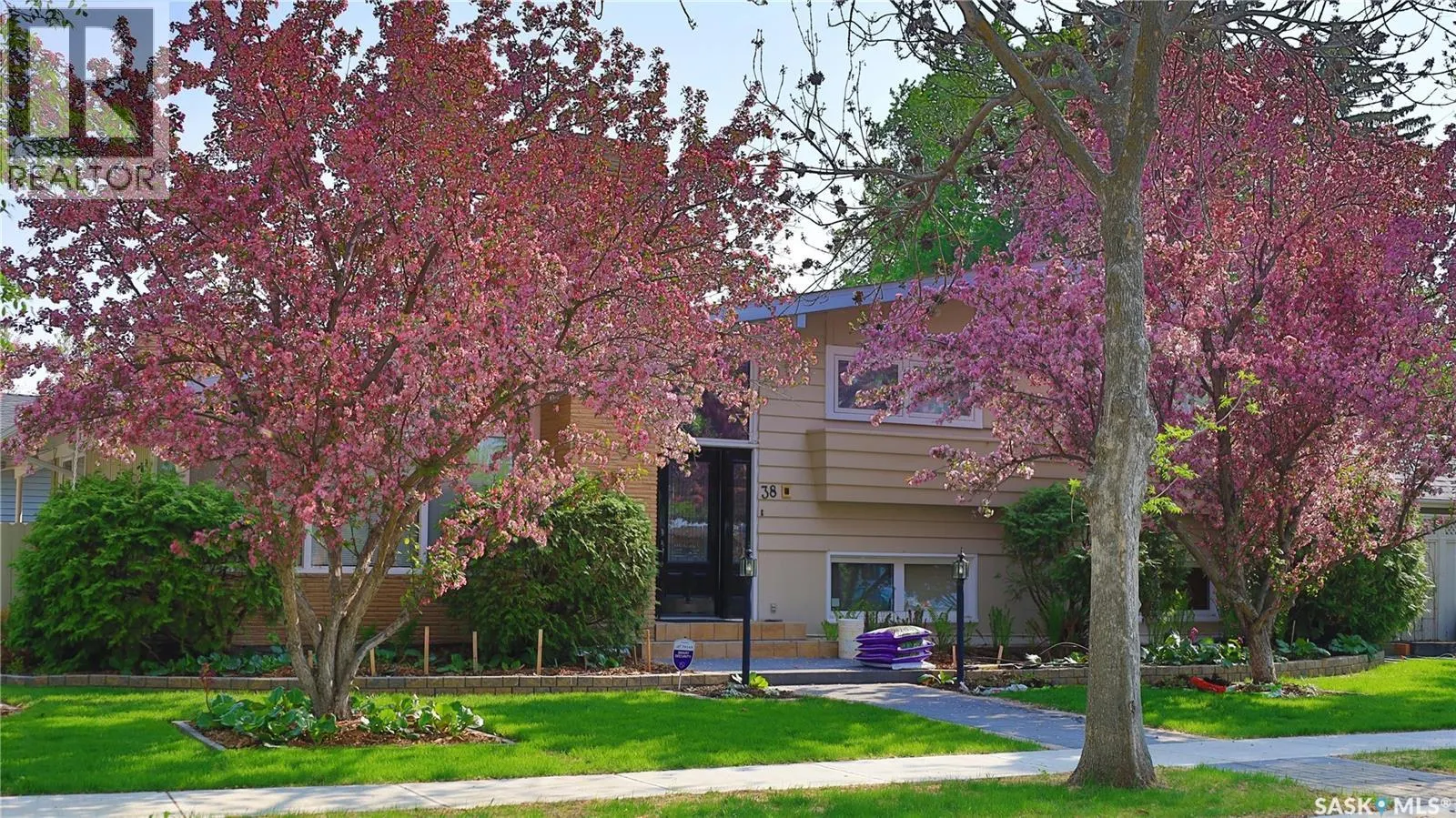 38 Calder CRESCENT