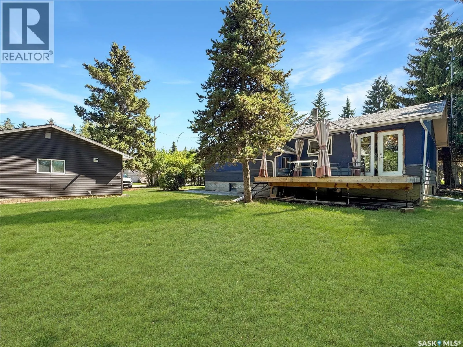 111 Dion AVENUE