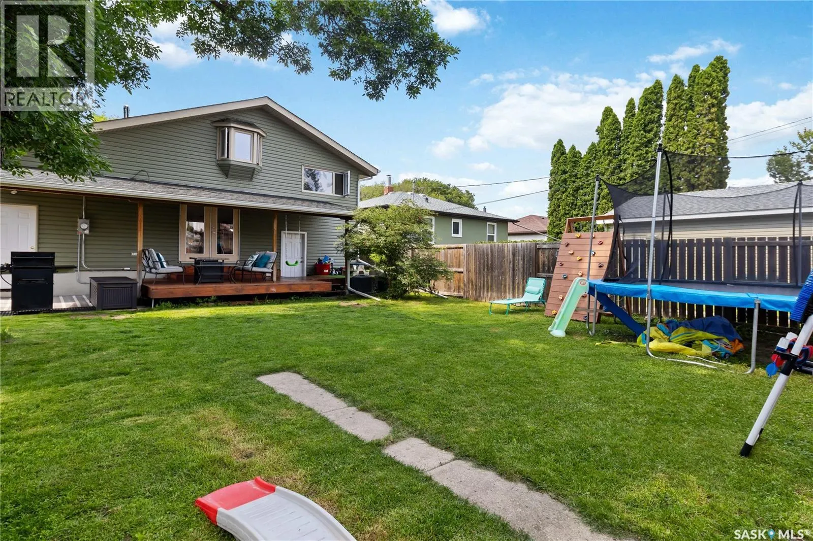 2009 William AVENUE