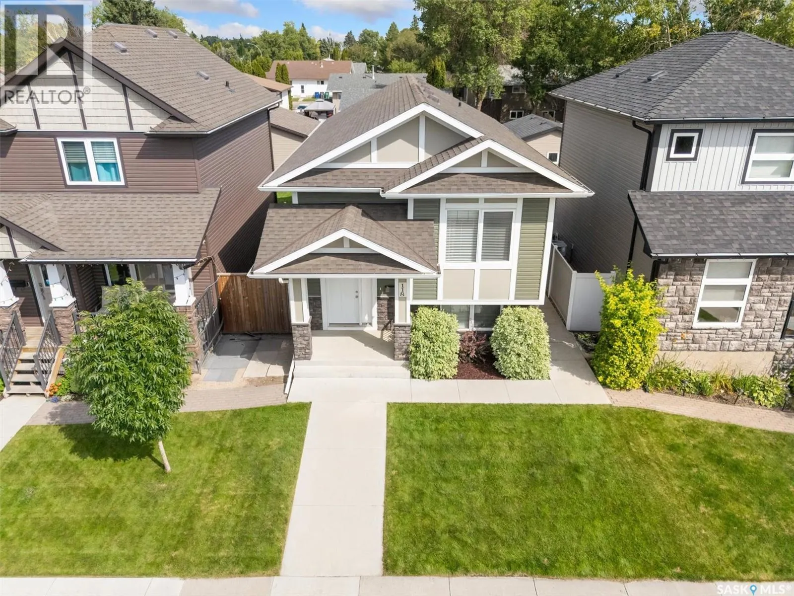 118 Childers CRESCENT