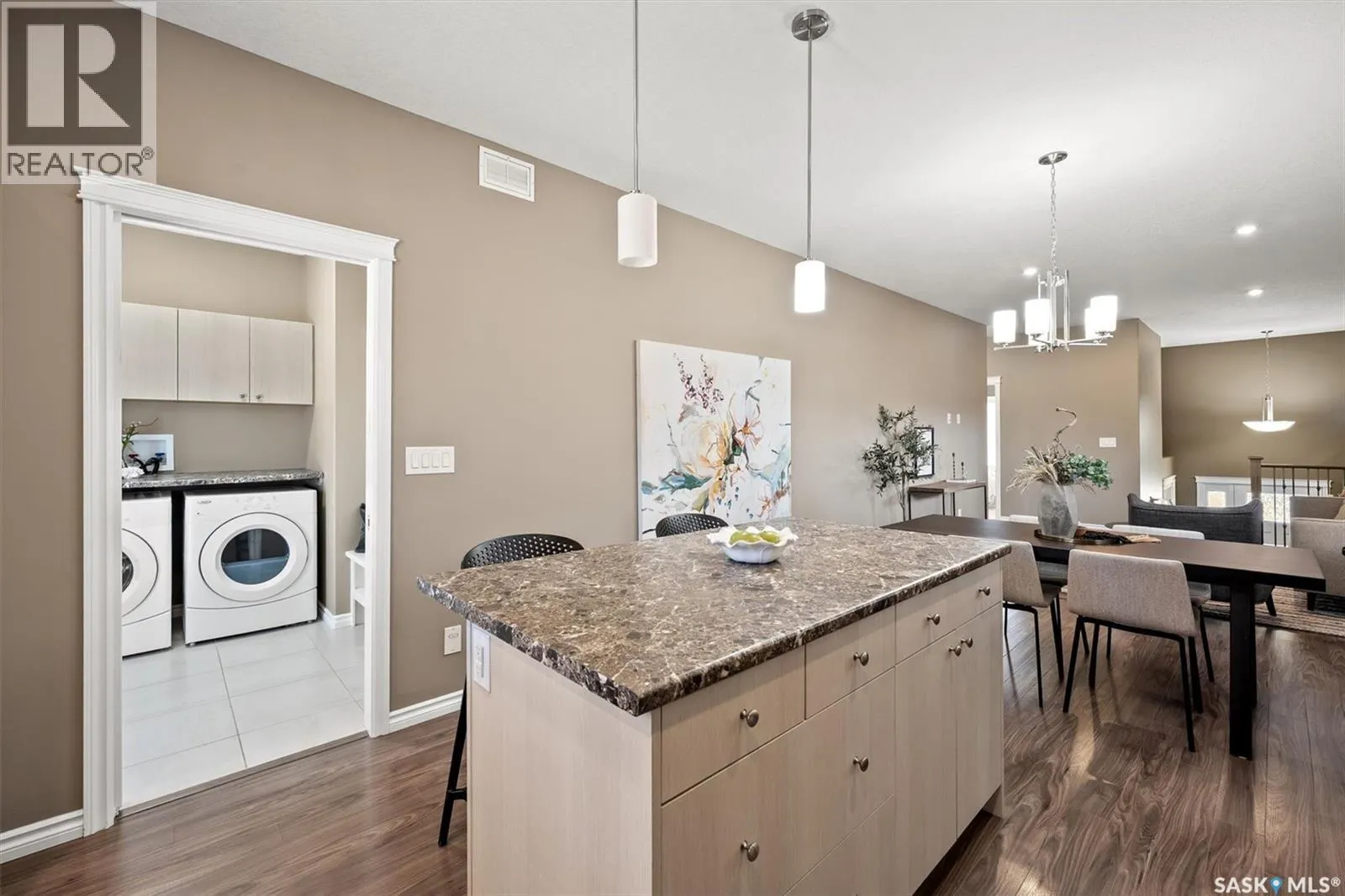 118 Childers CRESCENT