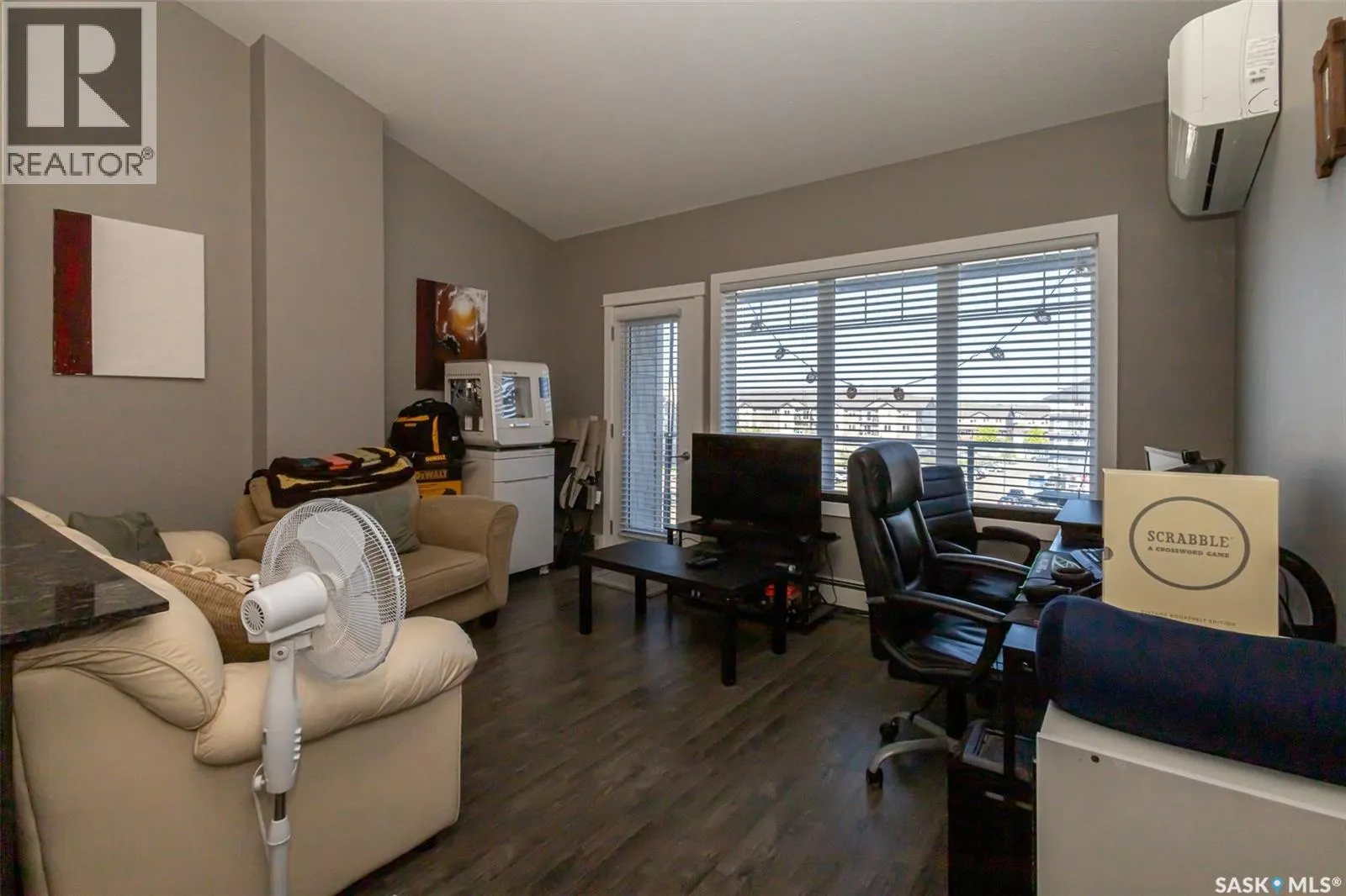 408 714 Hart ROAD