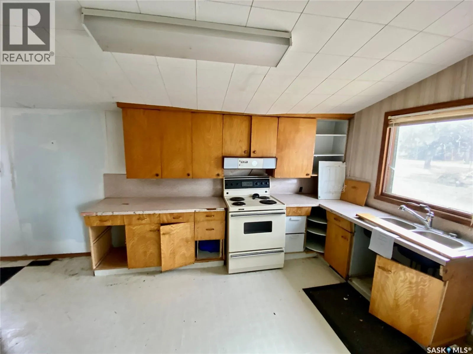 231 5th STREET