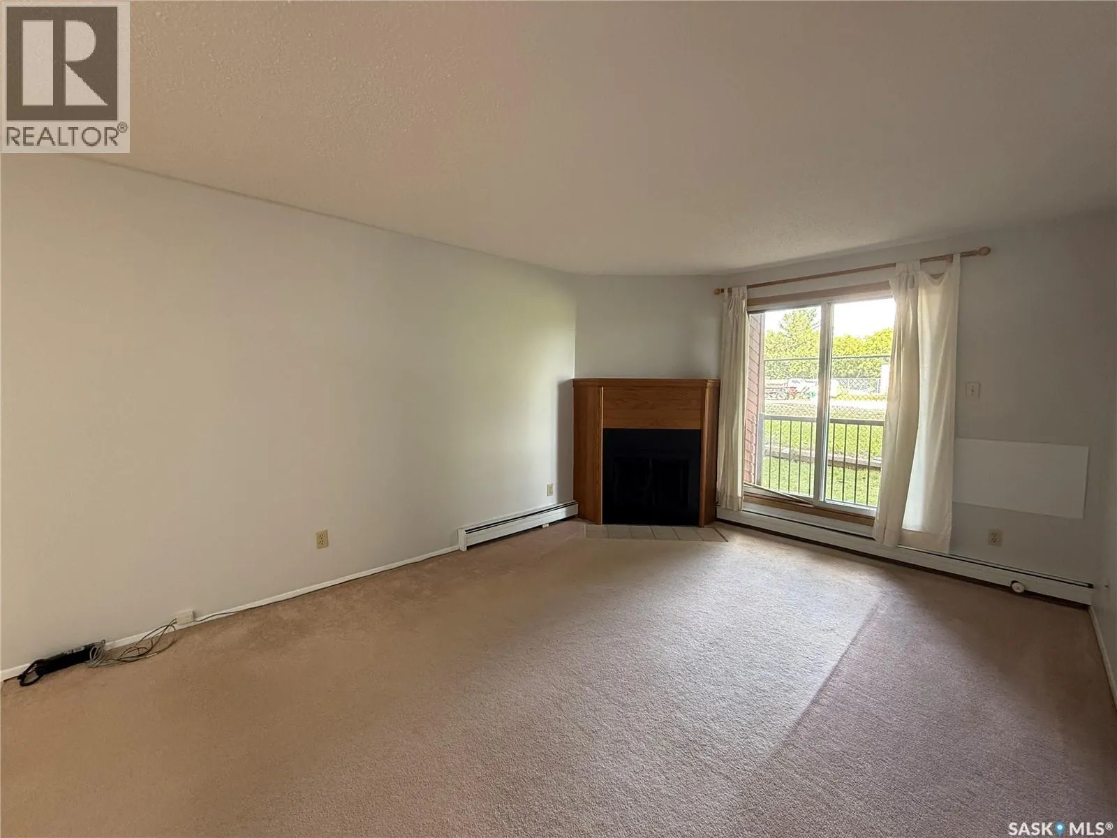 105B 4040 8TH STREET E