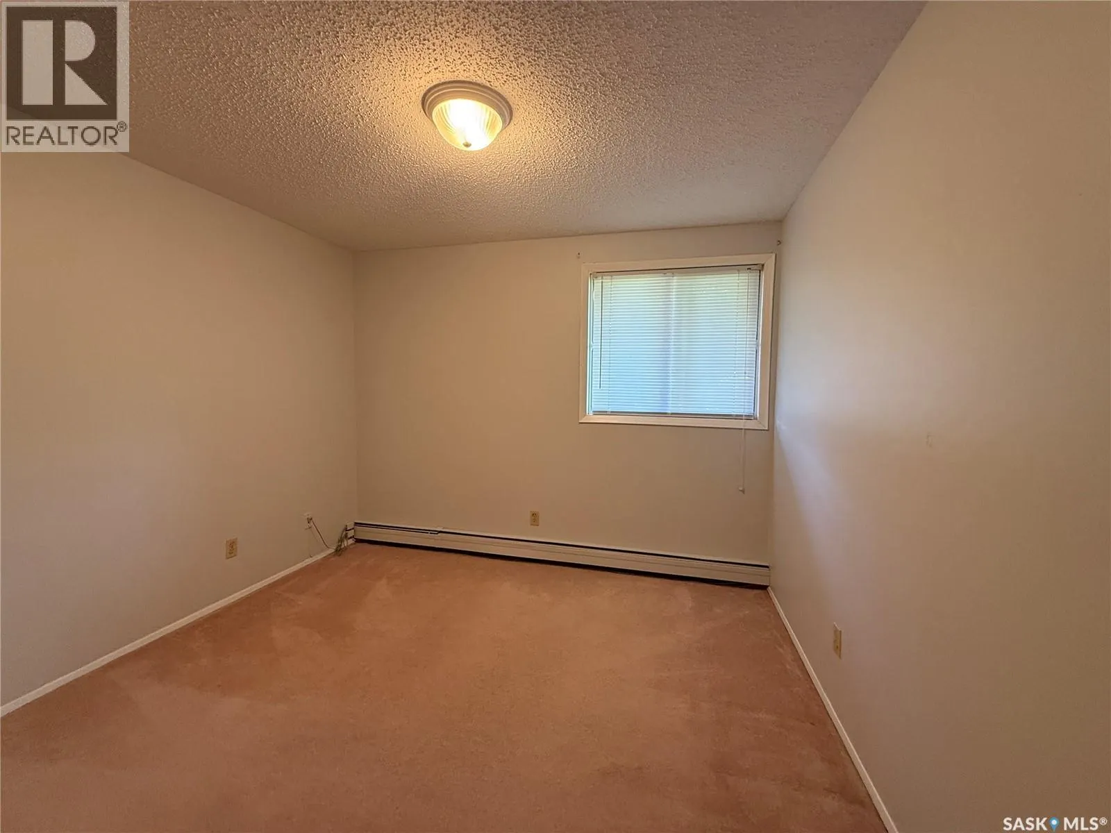 105B 4040 8TH STREET E