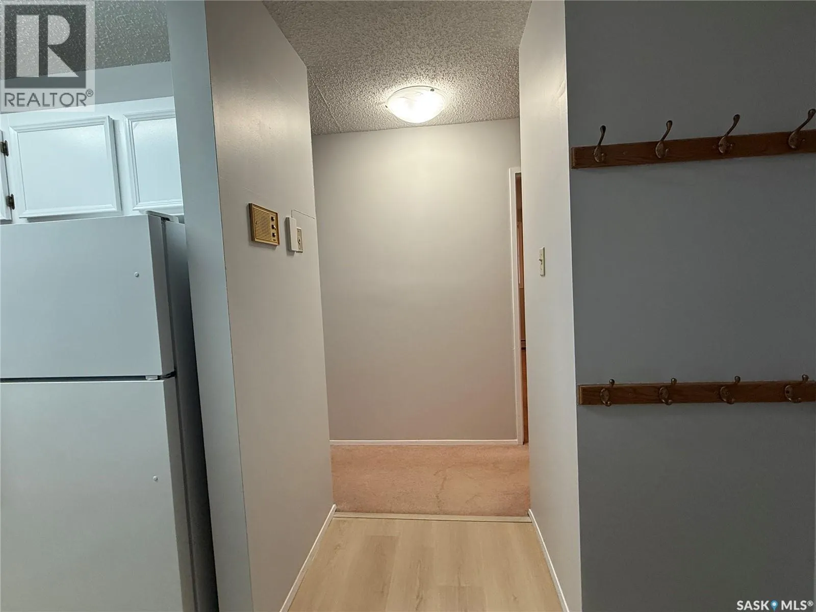 105B 4040 8TH STREET E