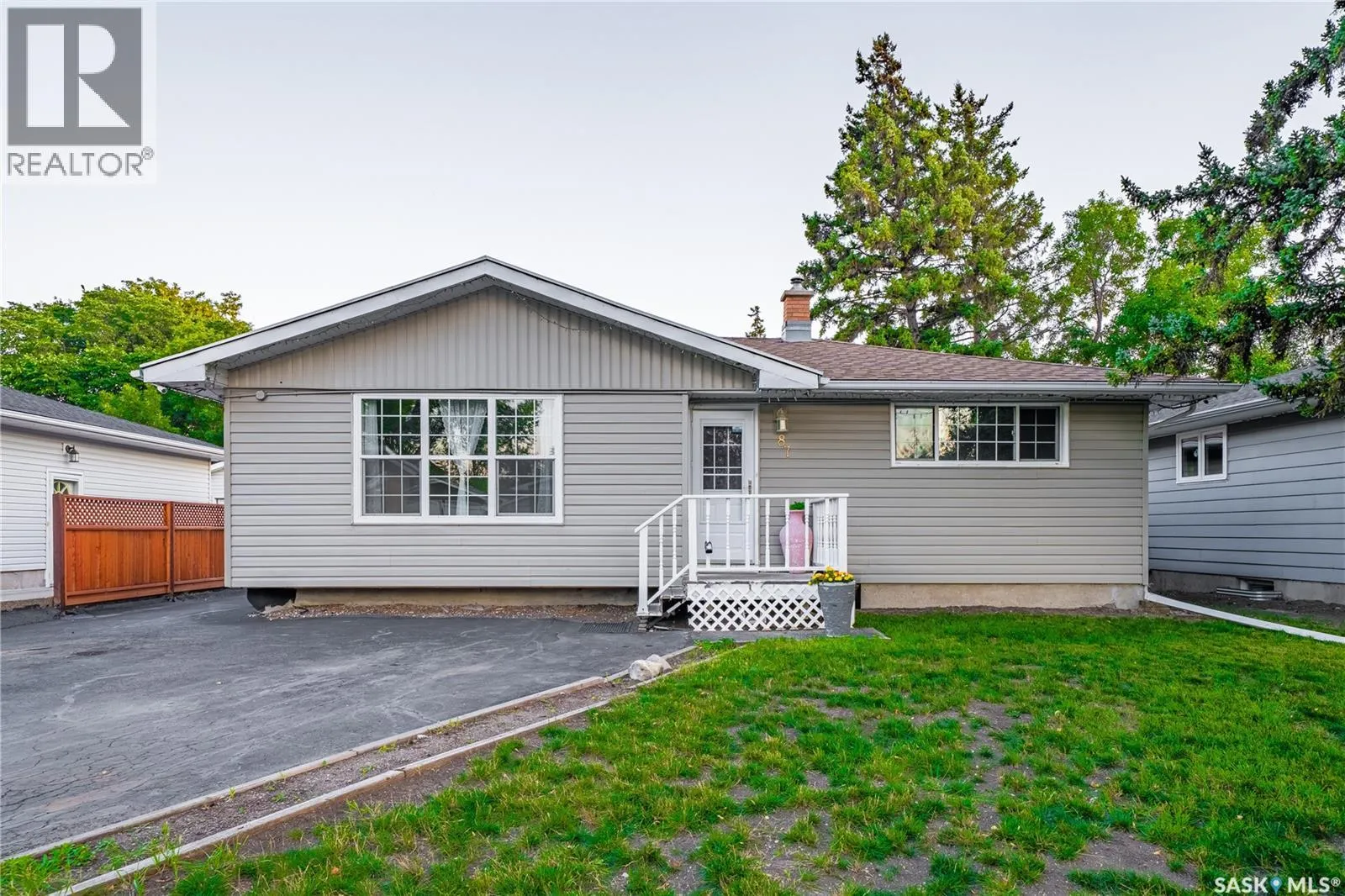 87 MERLIN CRESCENT