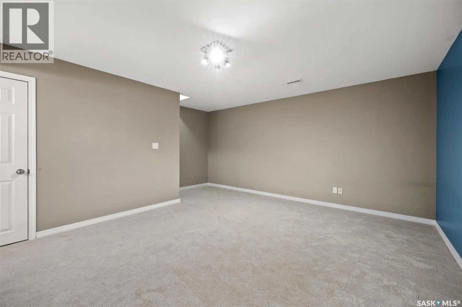 229 663 Beckett CRESCENT