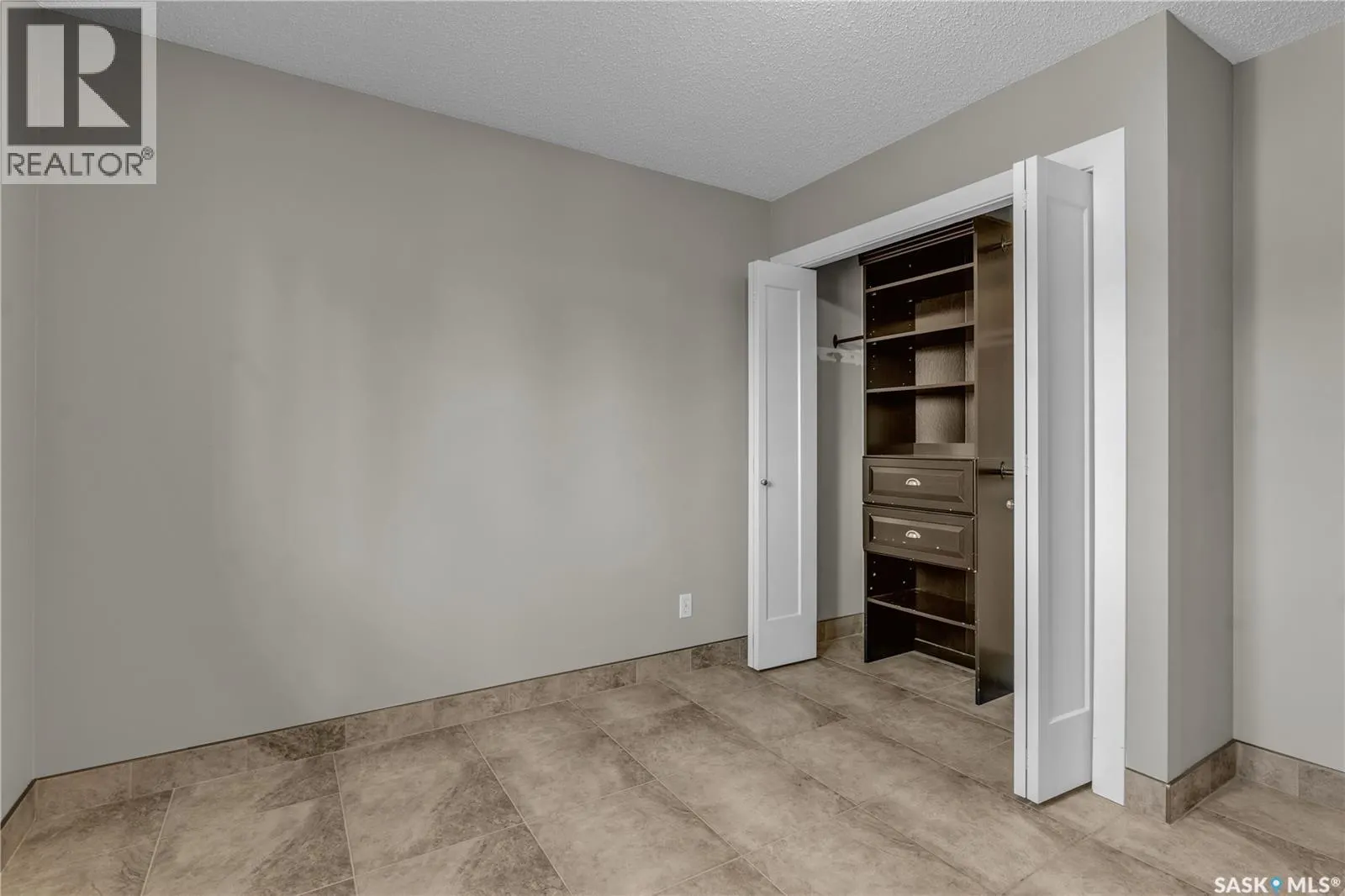 234 Wickenden CRESCENT