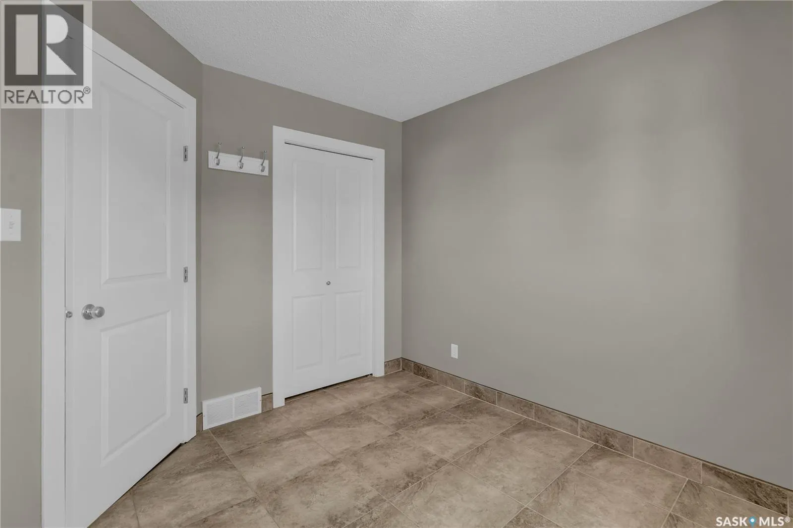 234 Wickenden CRESCENT