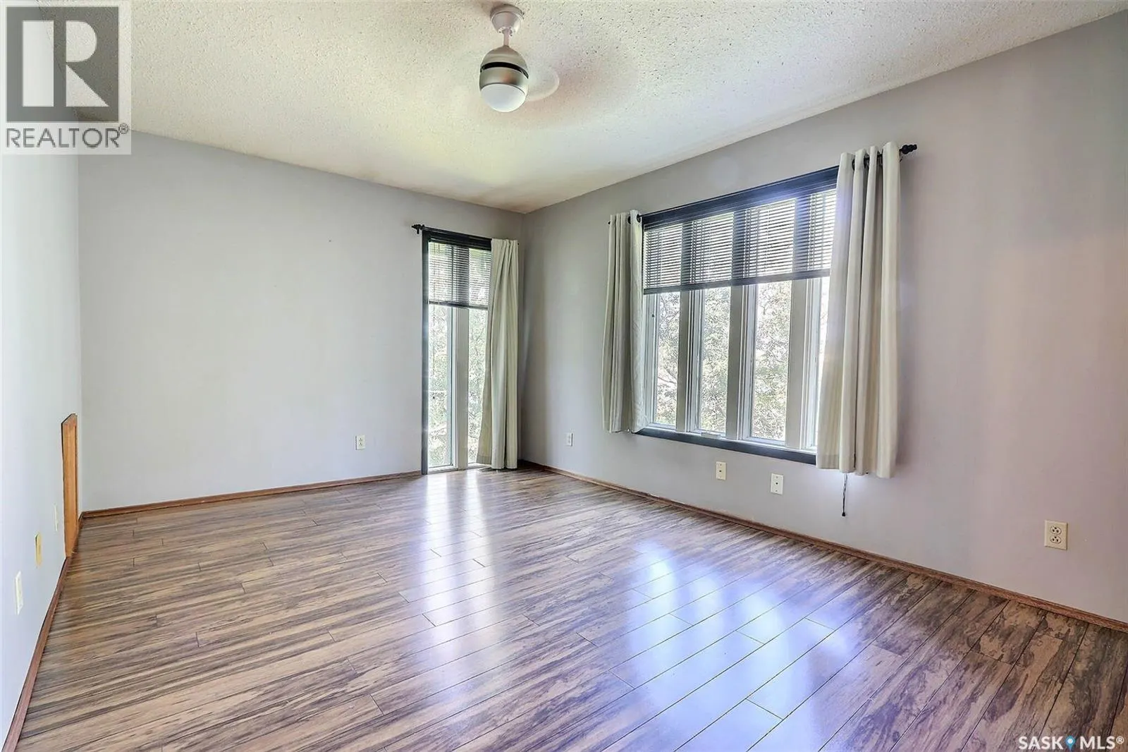 407 18th STREET W