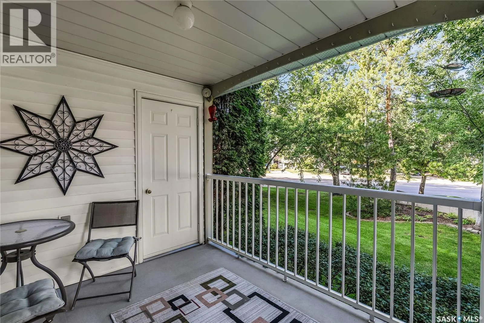 124 305 Pinehouse DRIVE