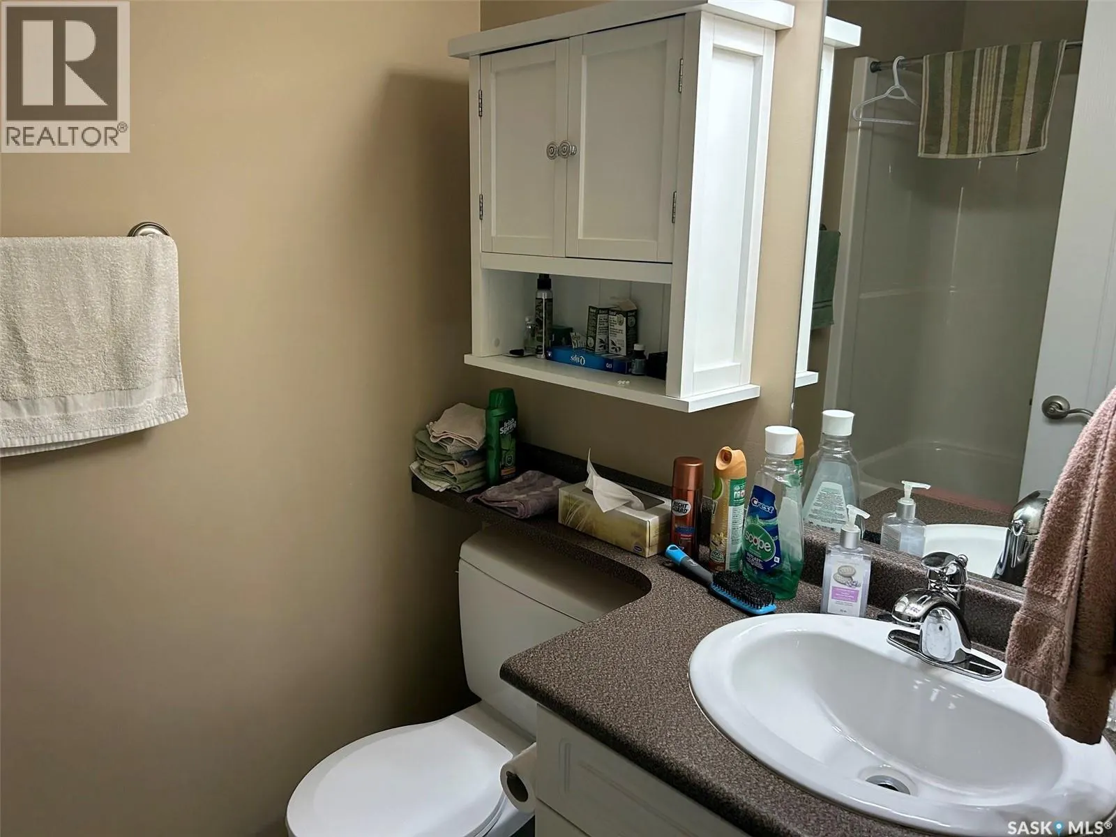 B 10302 Henderson DRIVE
