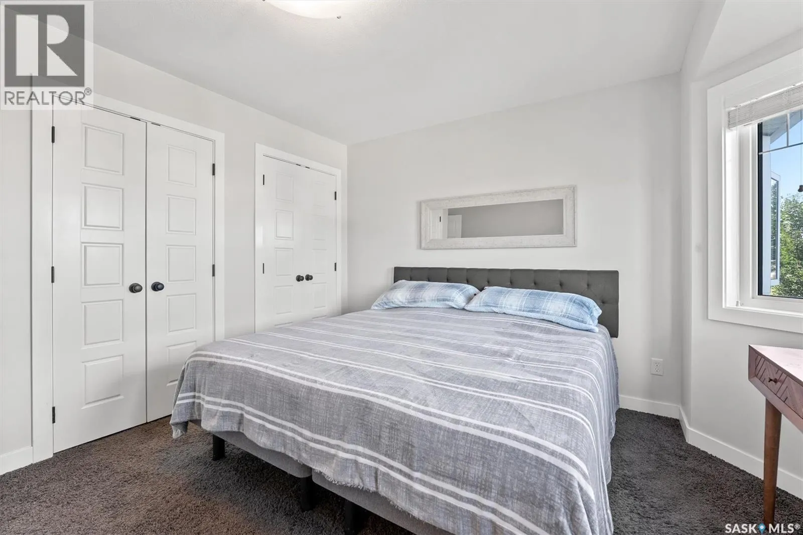 1423 Hunter ROAD