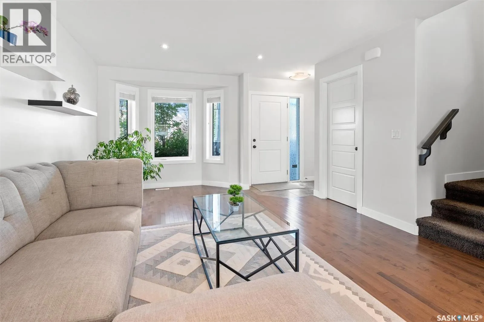1423 Hunter ROAD