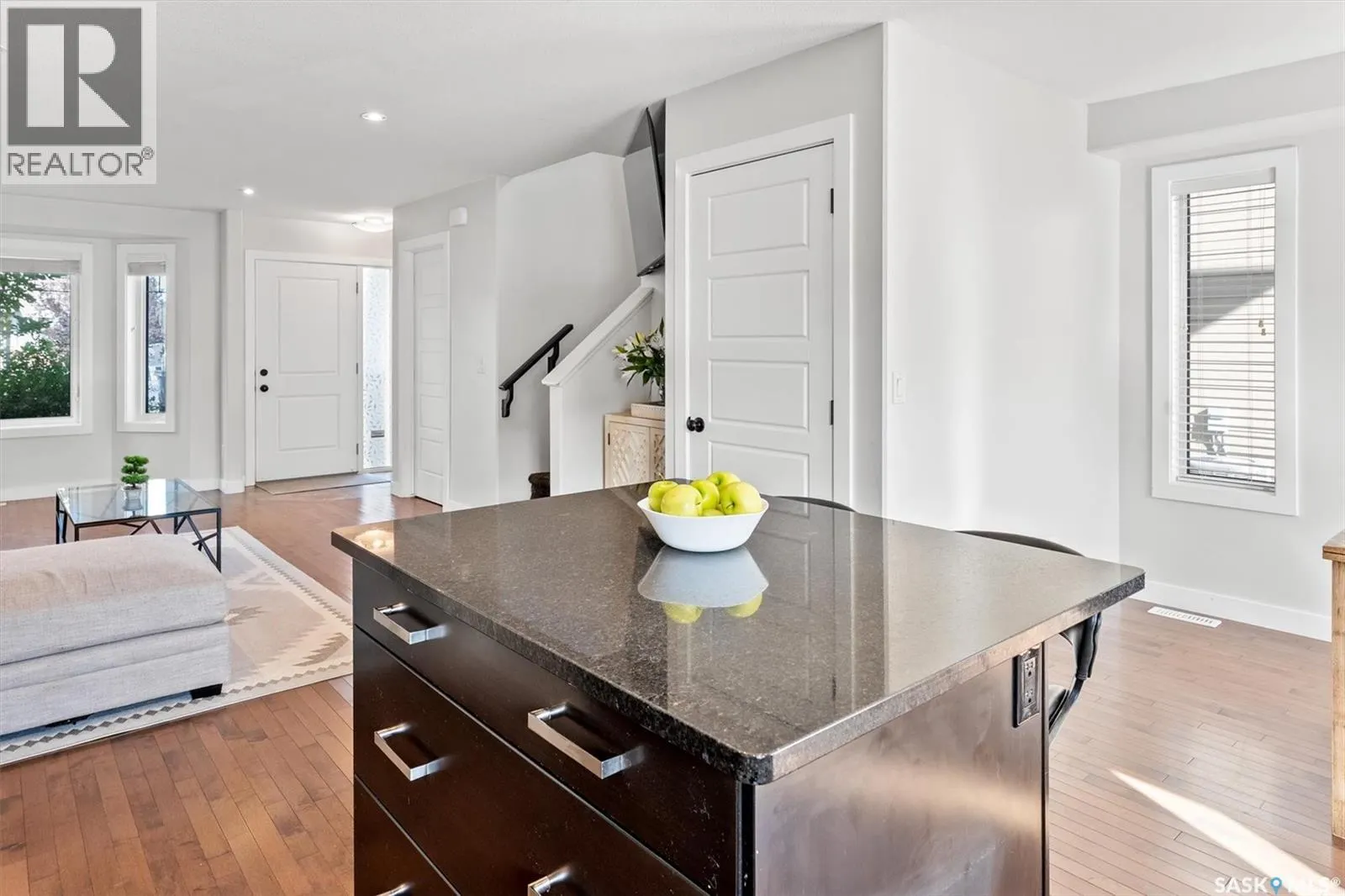1423 Hunter ROAD