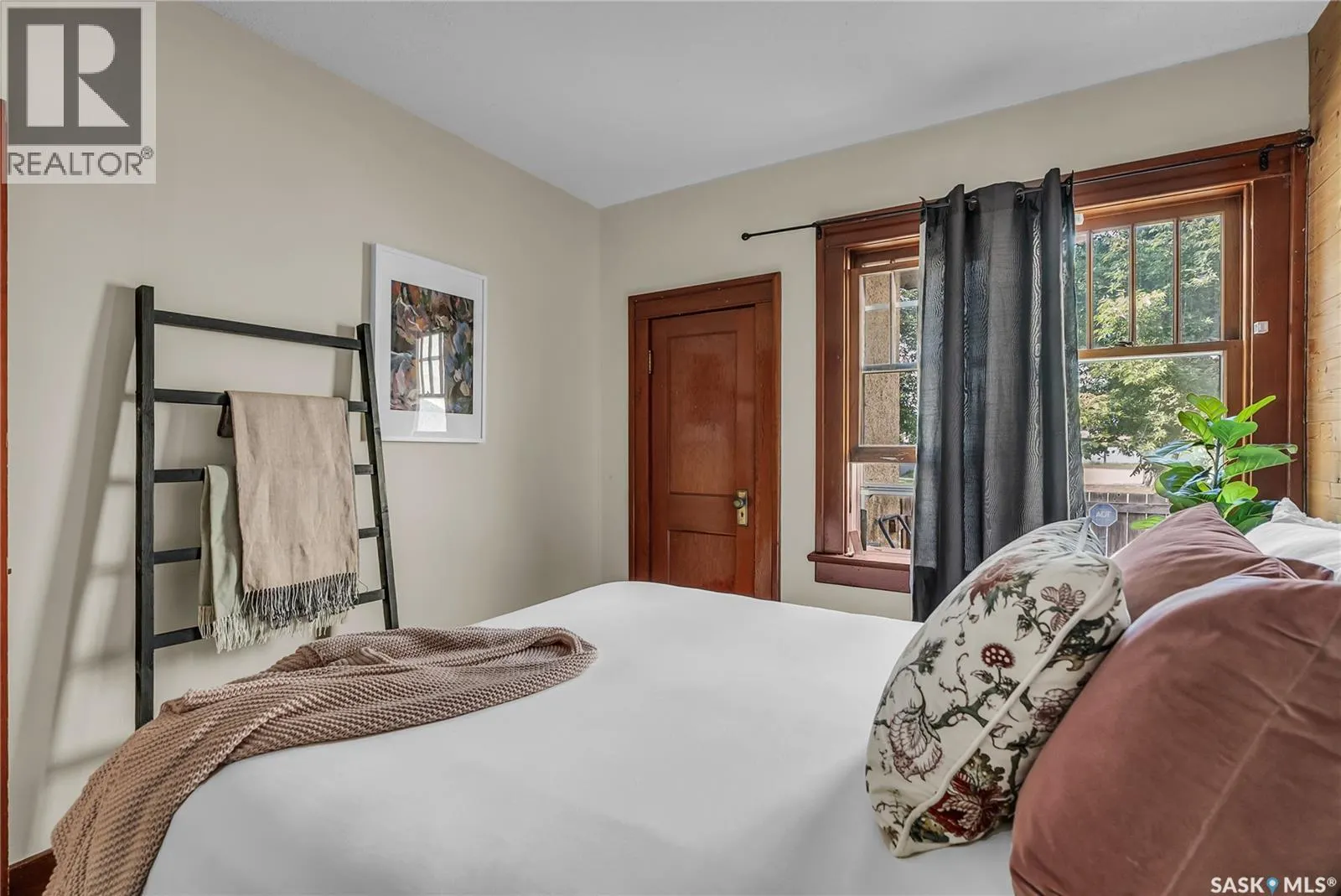 511 29th STREET W